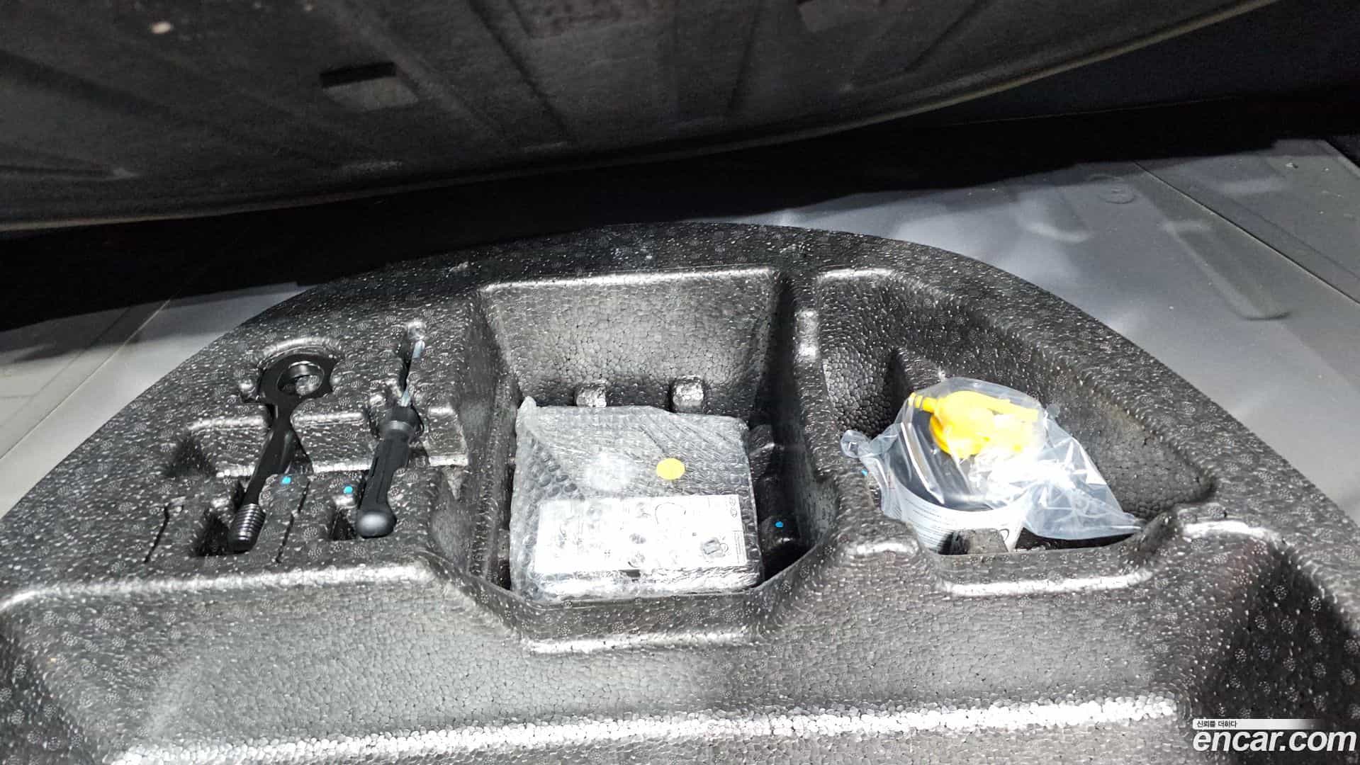 AVANTE Hyundai 2018.7-OPTION-042