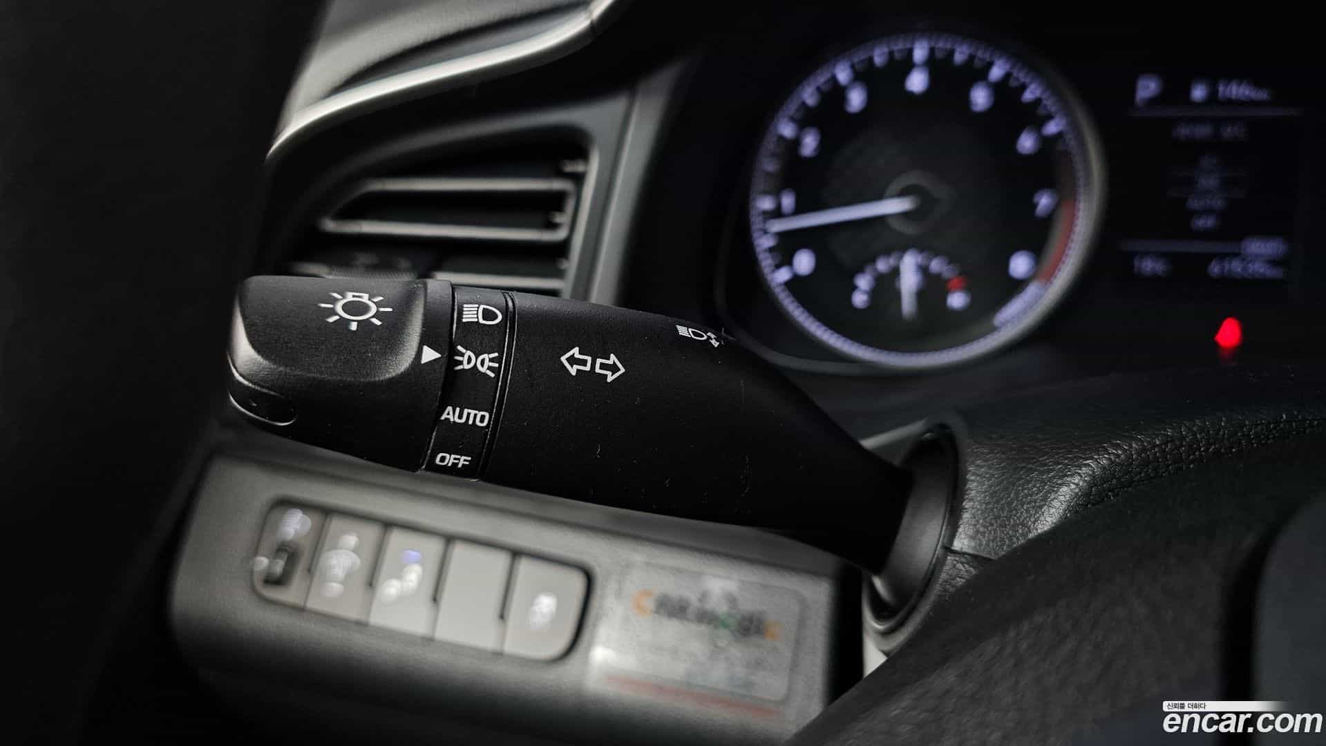 AVANTE Hyundai 2019.11-OPTION-022