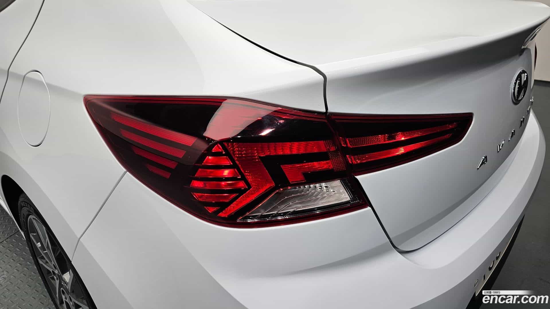 AVANTE Hyundai 2019.11-OUTER-033