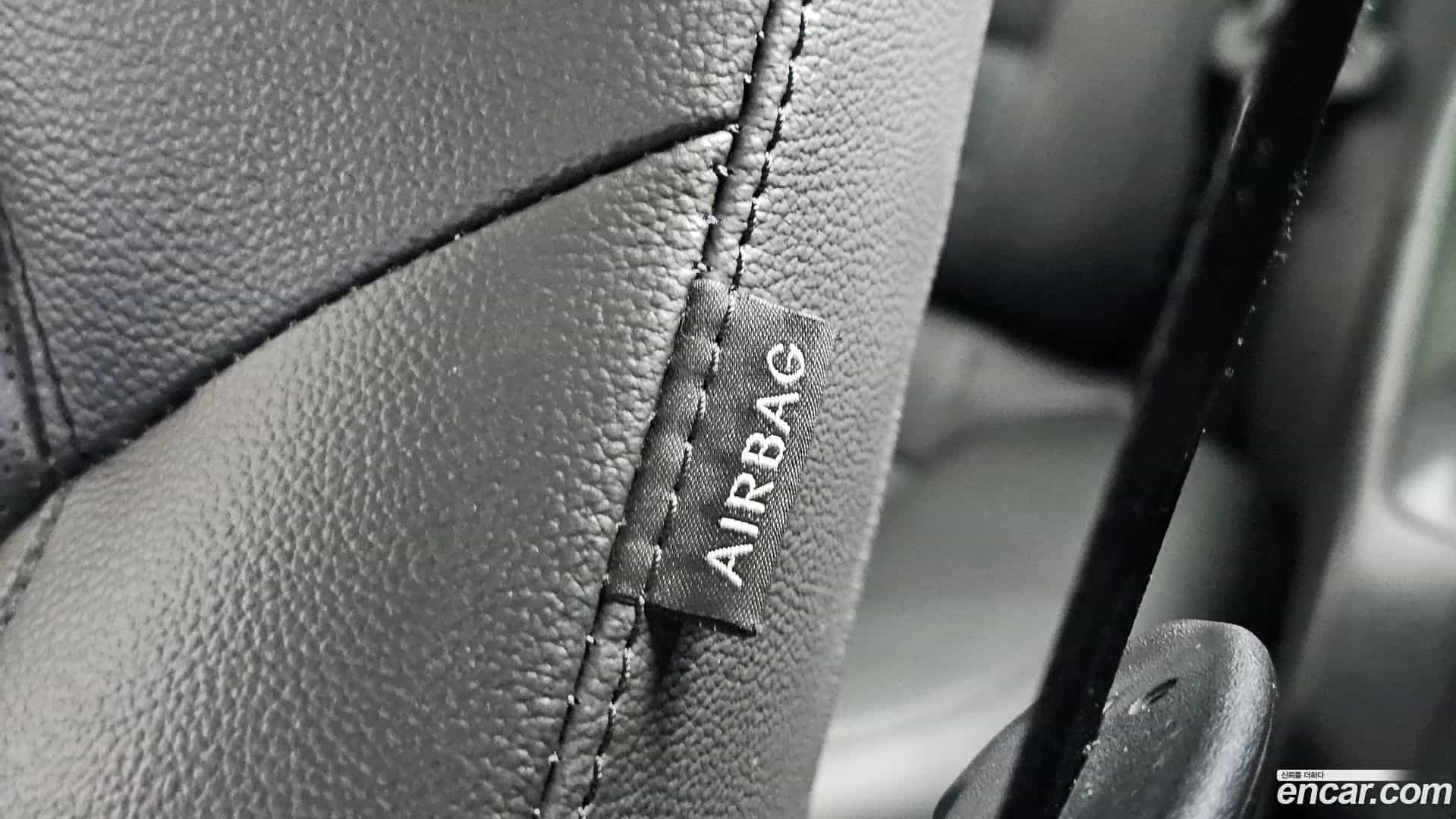 AVANTE Hyundai 2019.11-OPTION-047