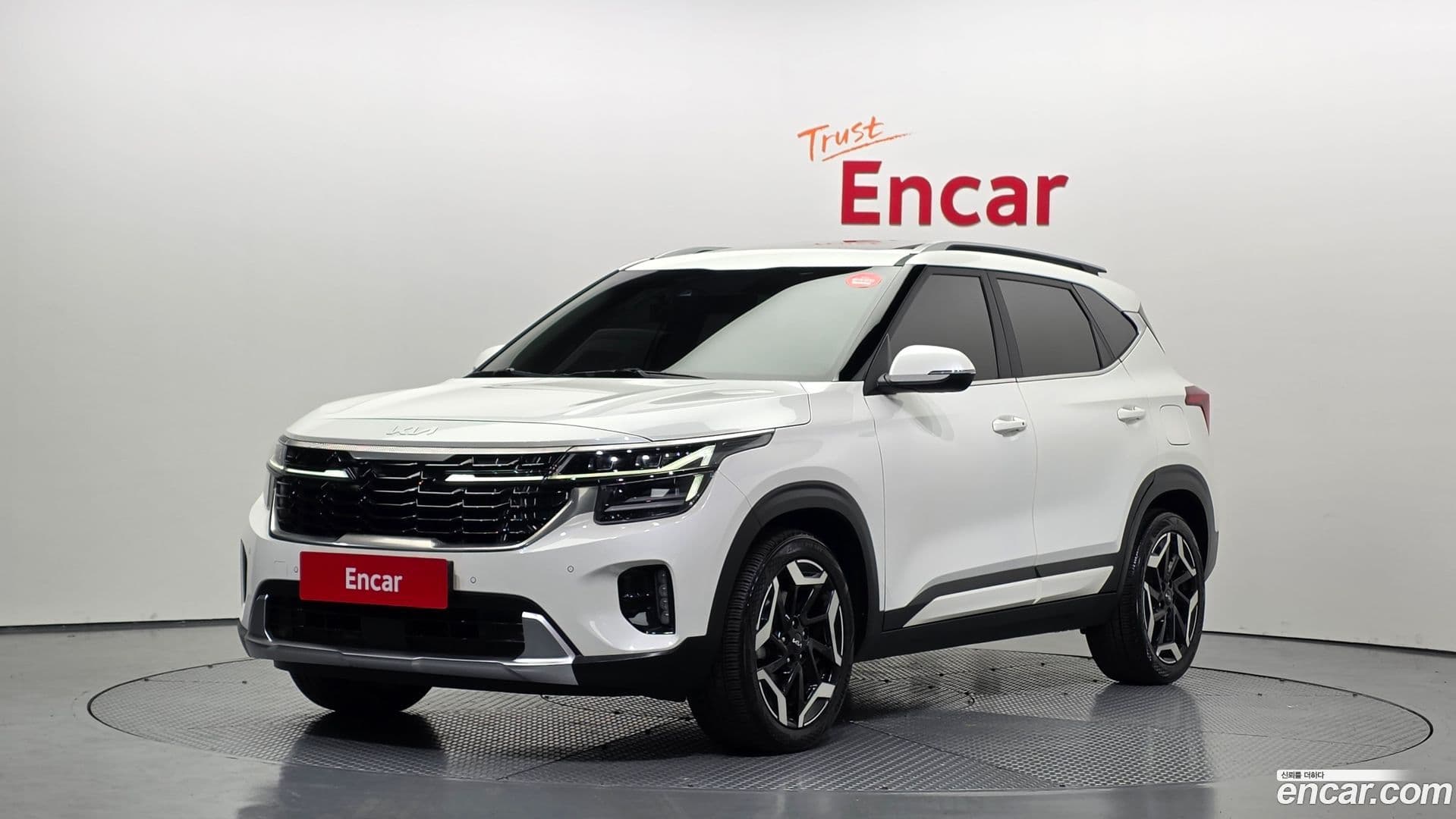 Main__Slider__Photo:Seltos Kia 2023.6-0