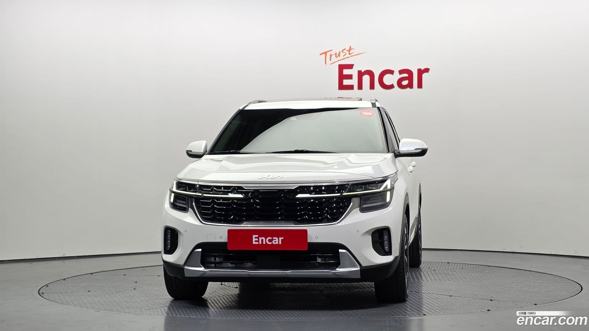Main__Slider__Photo:Seltos Kia 2023.6-2