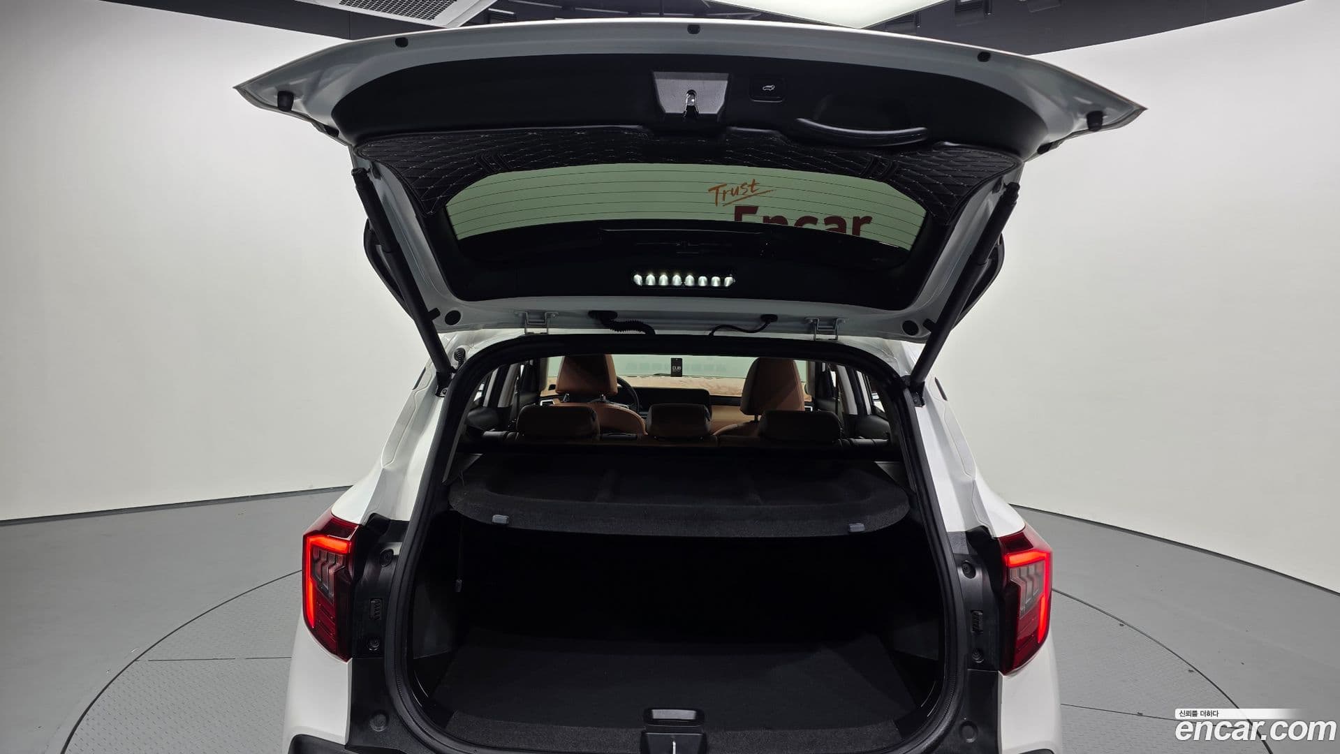 Main__Slider__Photo:Seltos Kia 2023.6-19