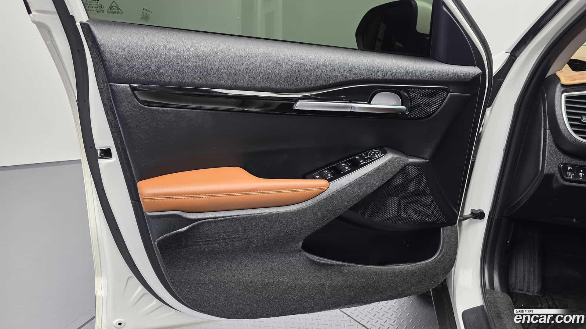 Seltos Kia 2023.6-INNER-035