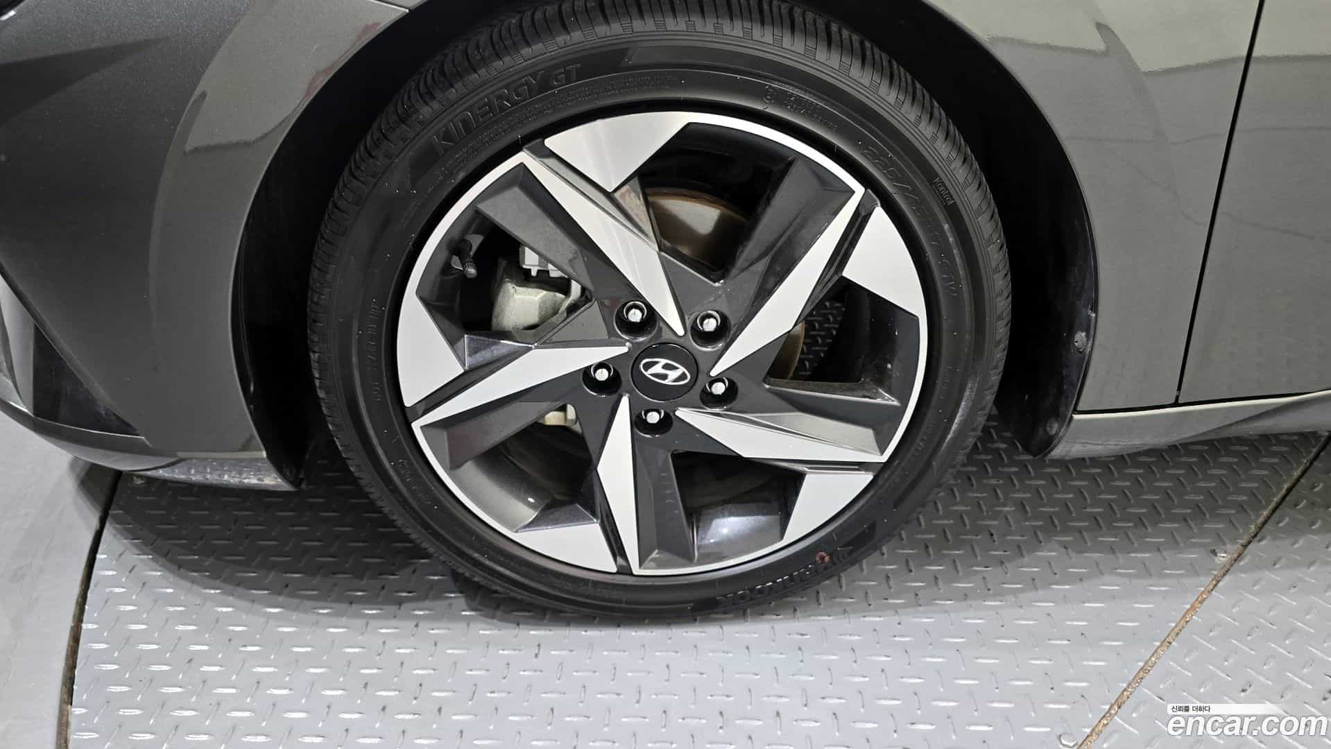 AVANTE Hyundai 2022.2-OUTER-005