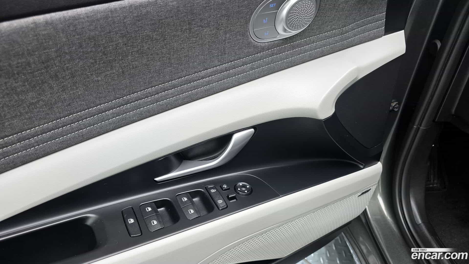 AVANTE Hyundai 2022.2-OPTION-023