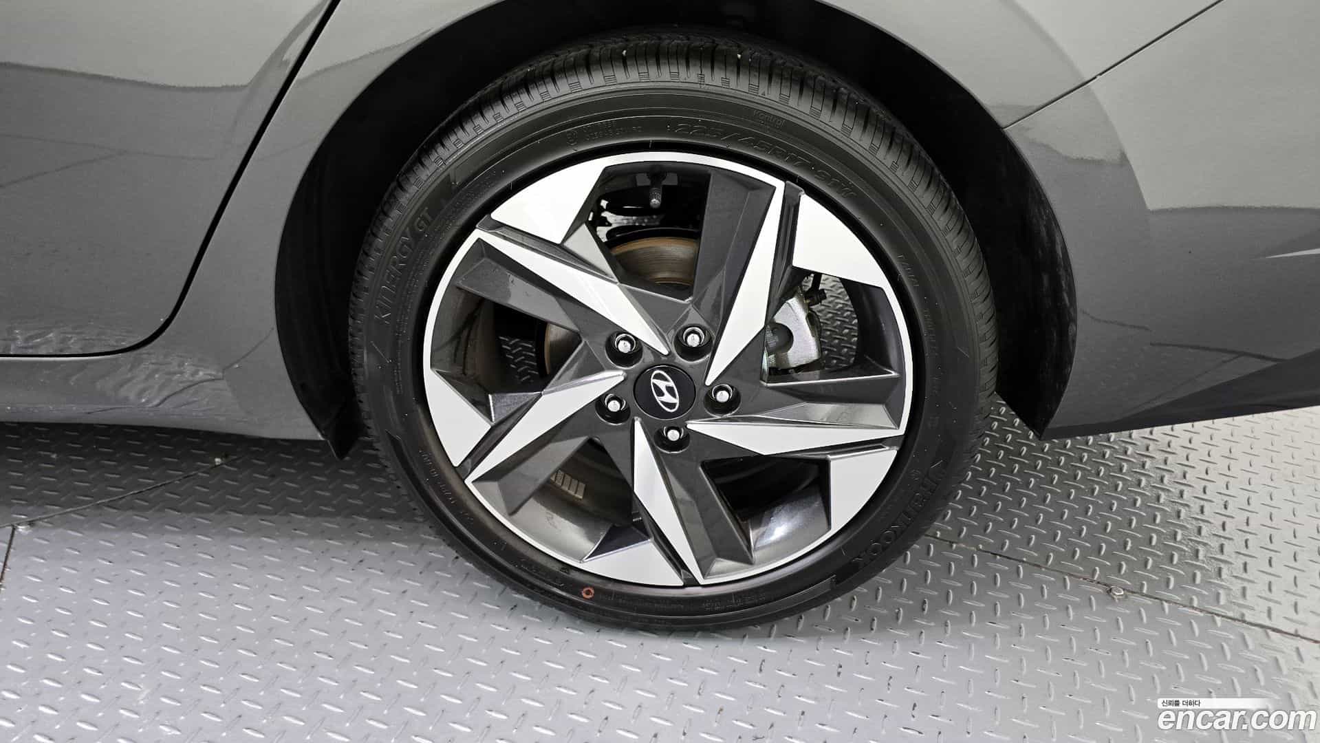 AVANTE Hyundai 2022.2-OUTER-031