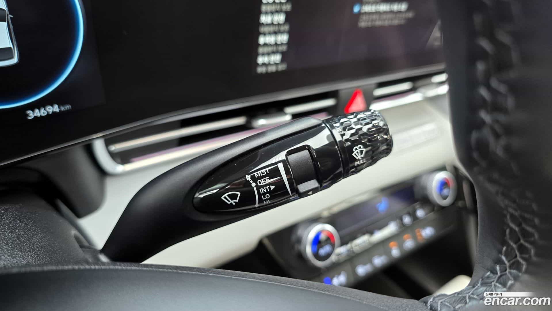 AVANTE Hyundai 2022.2-OPTION-040