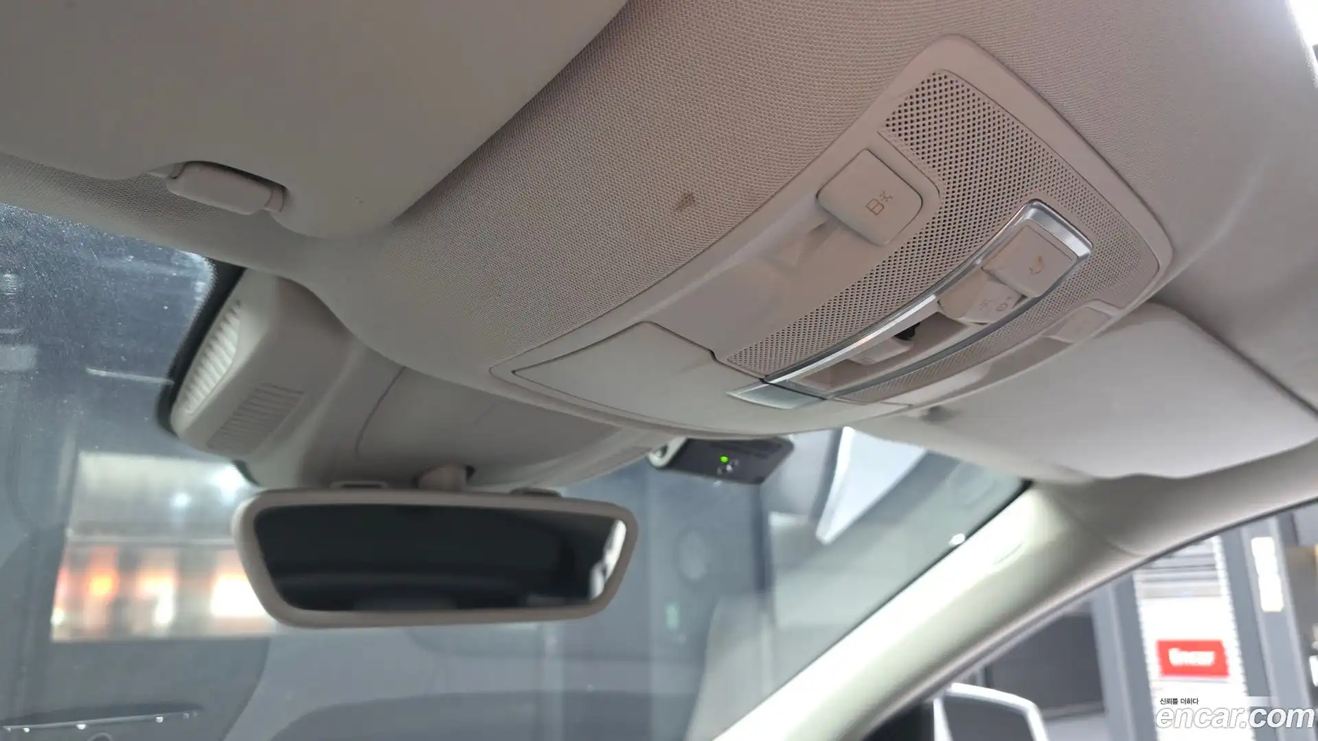 GLE-Class Mercedes-Benz 2017.1-OPTION-021