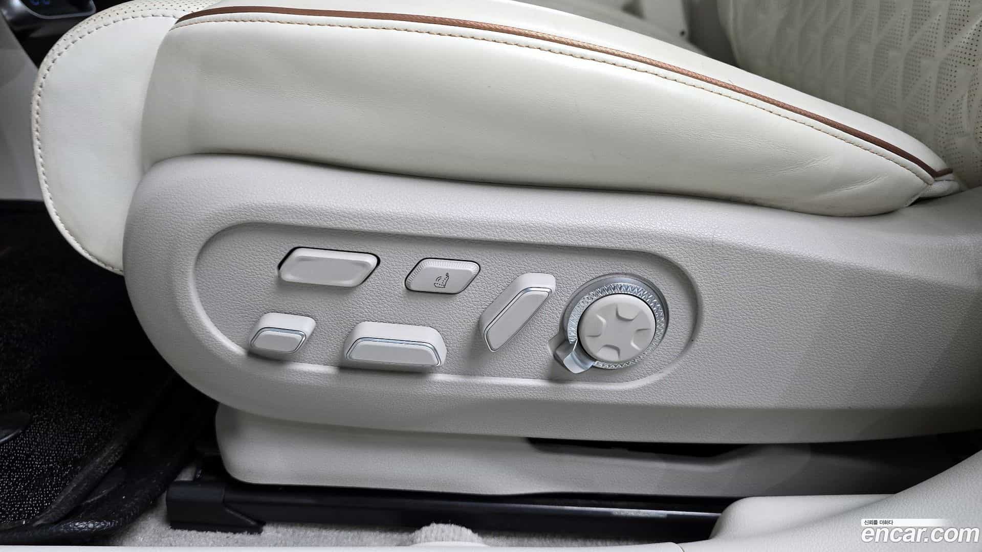 GV60 Genesis 2023.3-OPTION-044