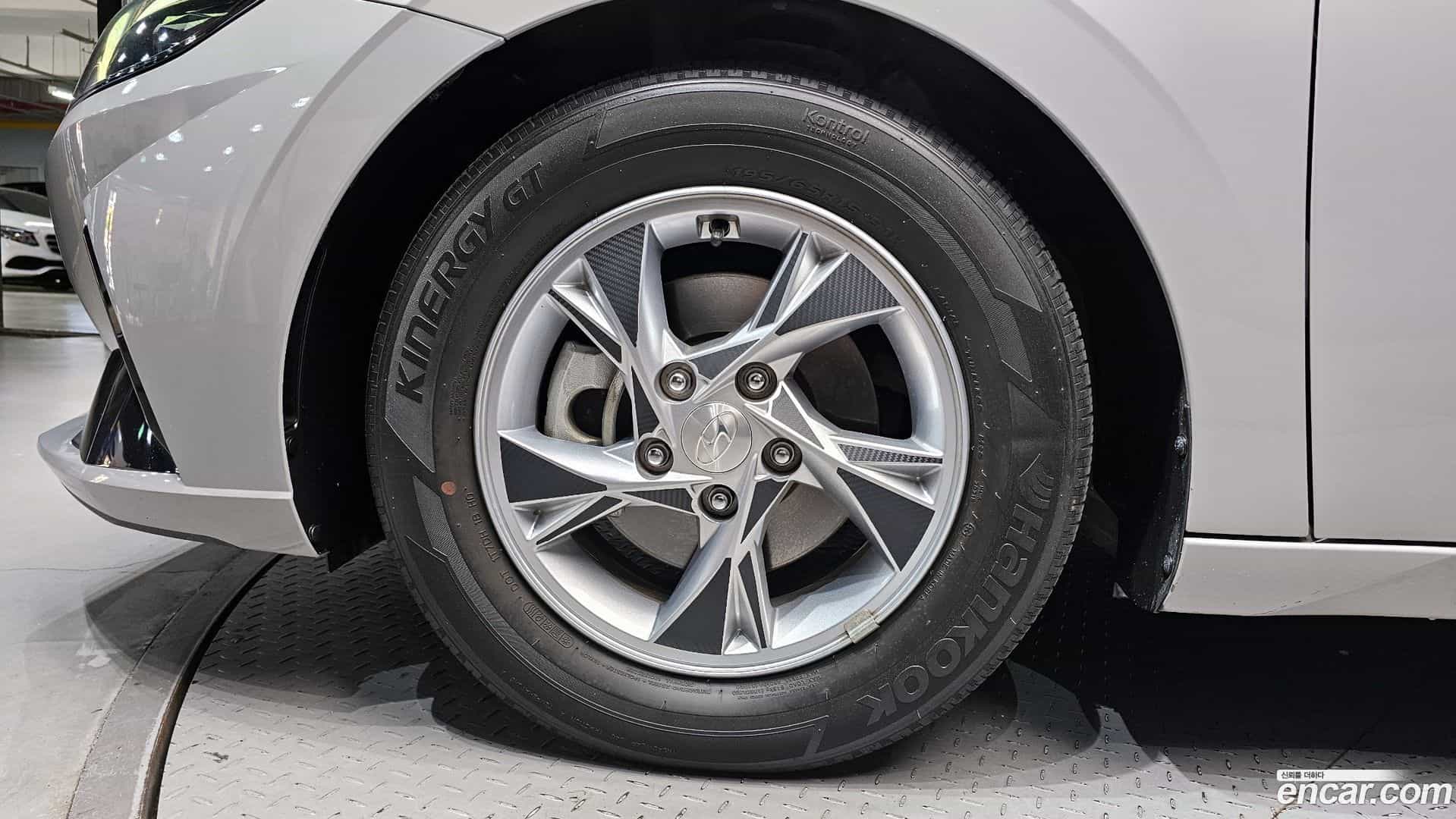 AVANTE Hyundai 2021.3-OUTER-005