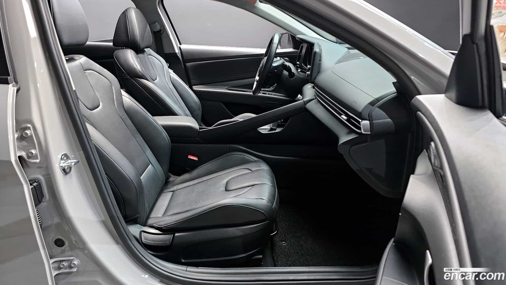 AVANTE Hyundai 2021.3-OPTION-015