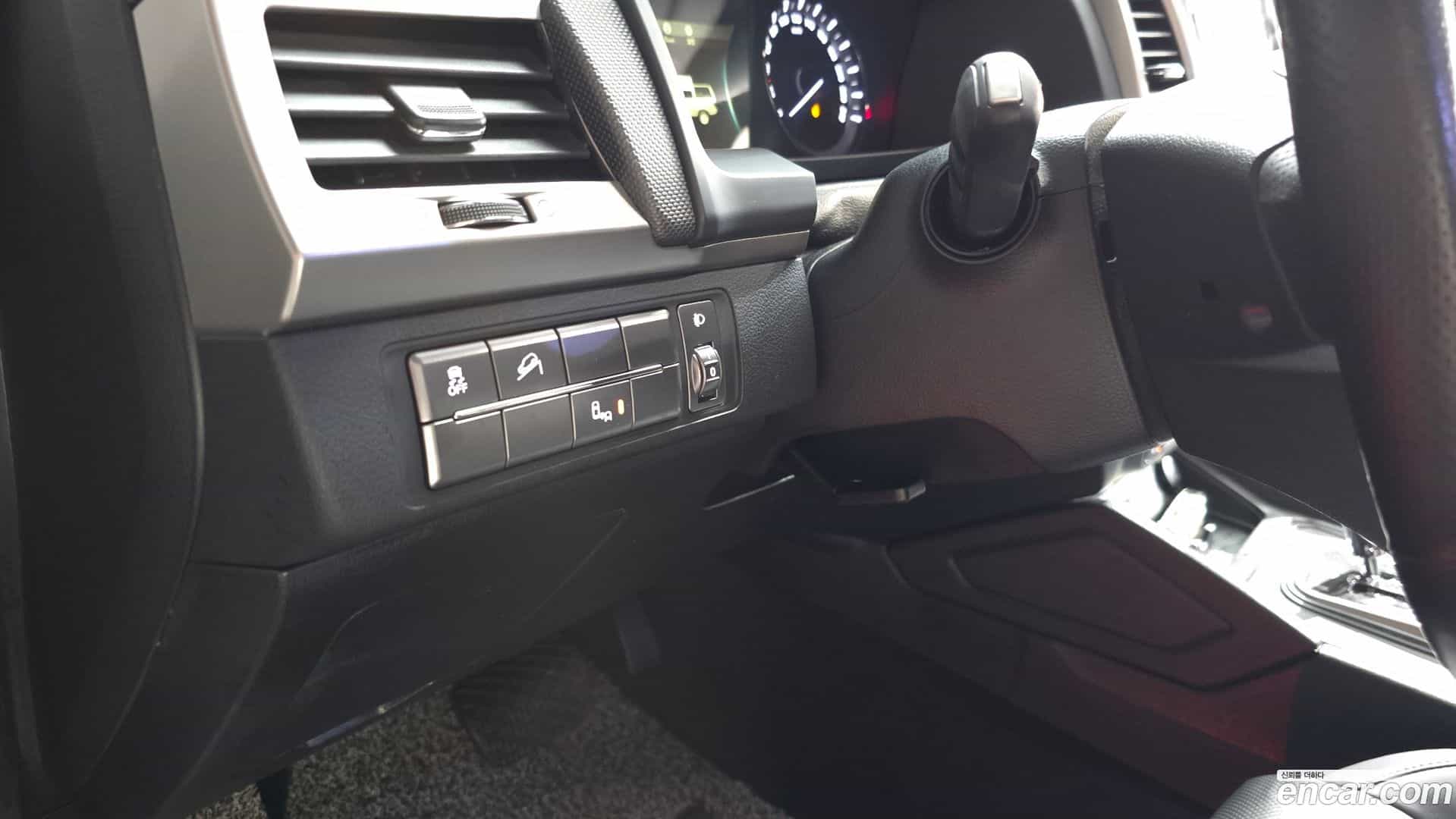 Rexton KG Mobility 2018.9-OPTION-019