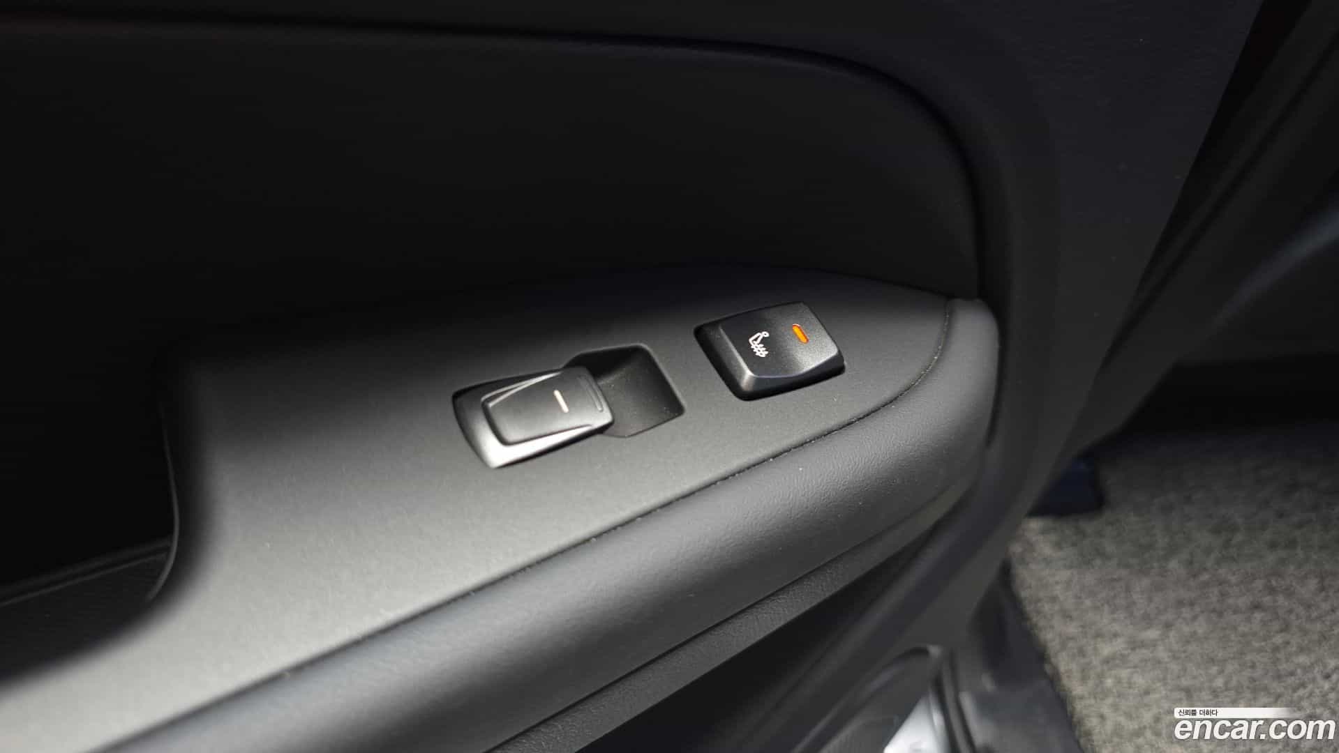 Rexton KG Mobility 2018.9-OPTION-041
