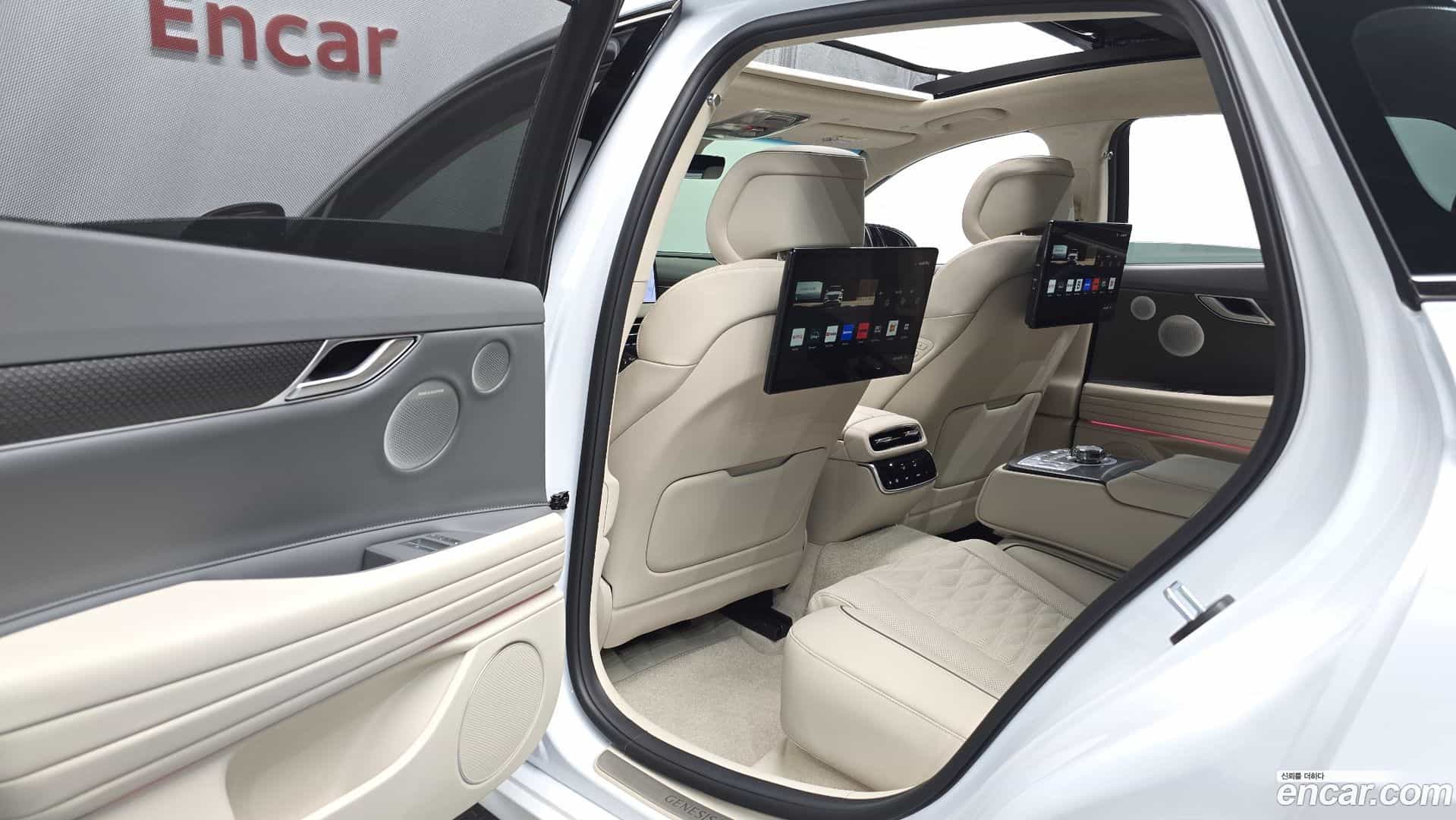 G80 Genesis 2025.9-INNER-036