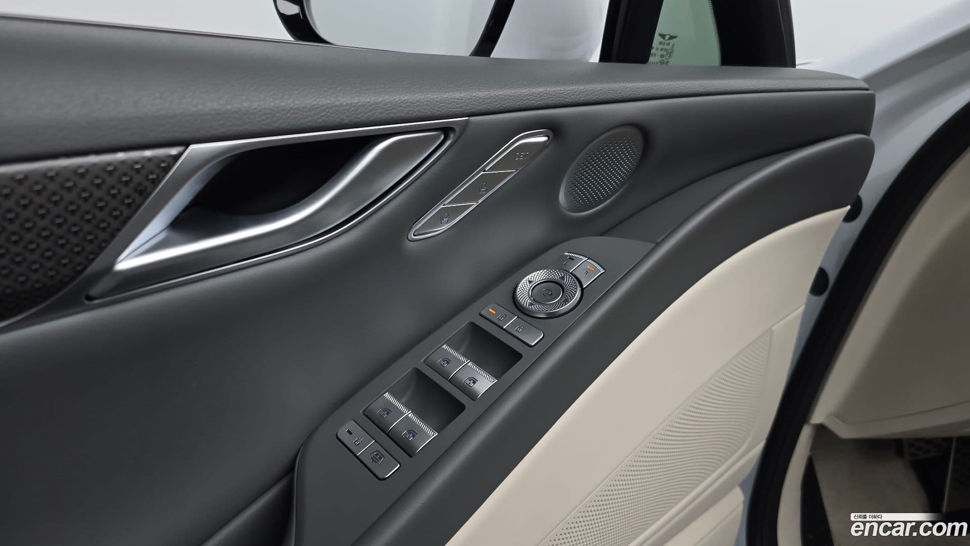 Main__Slider__Photo:G80 Genesis 2025.9-27