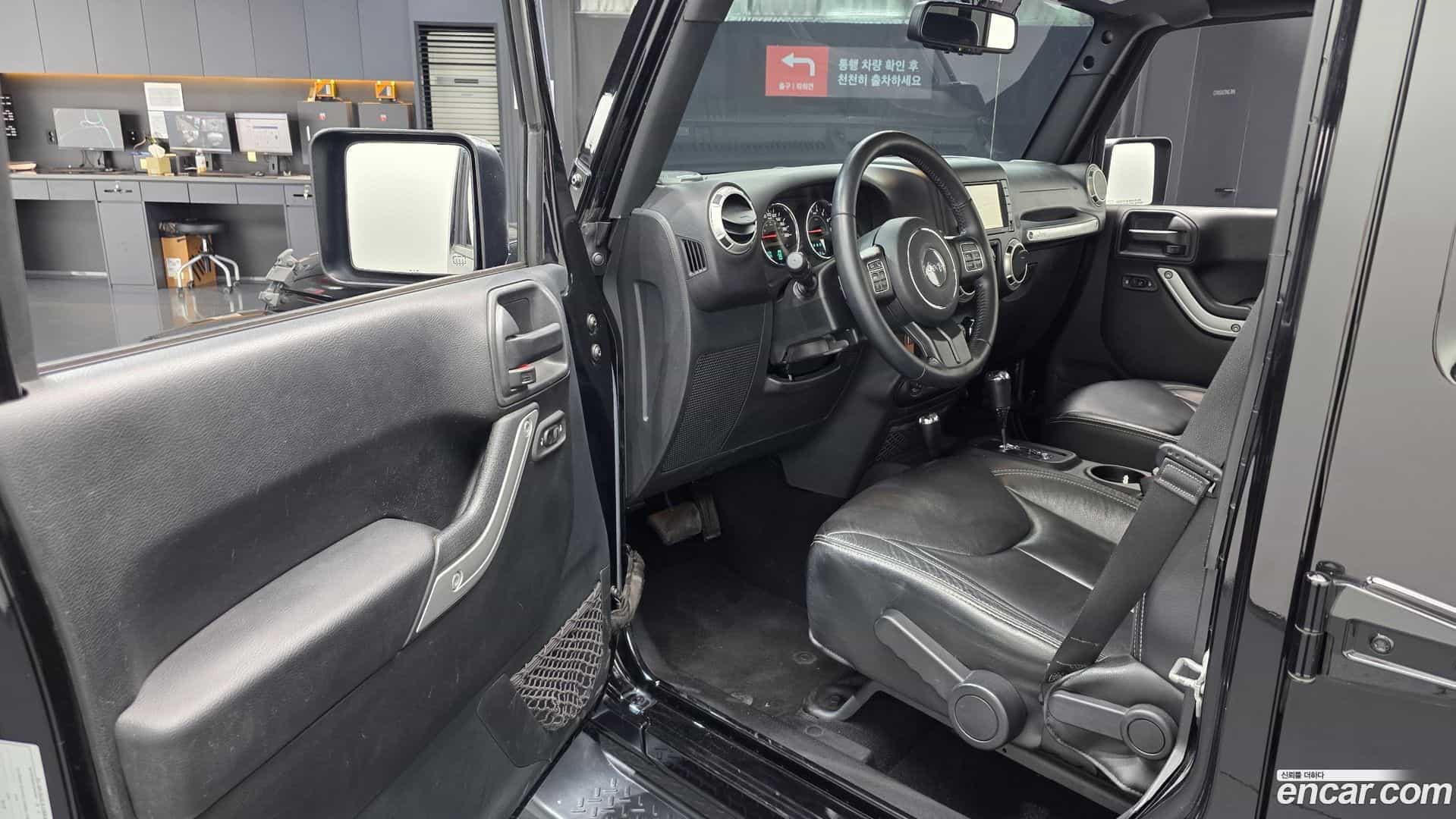 Wrangler Jeep 2017.2-INNER-010
