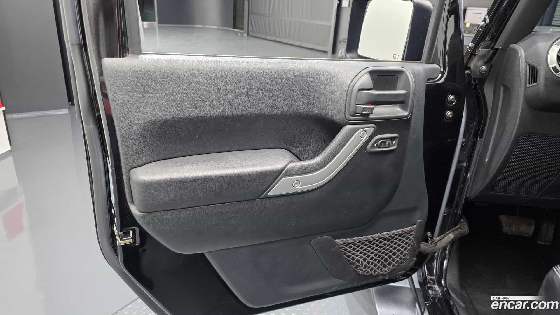 Wrangler Jeep 2017.2-INNER-034