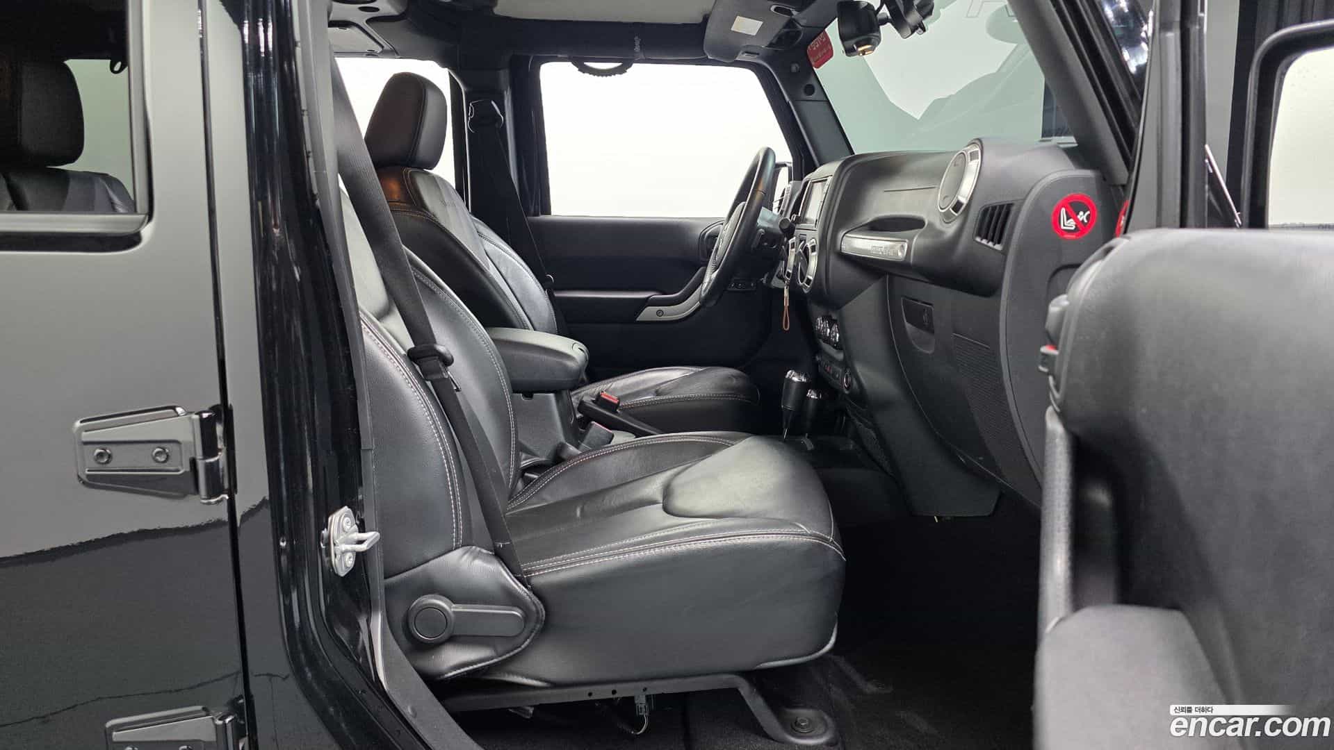 Wrangler Jeep 2017.2-INNER-036