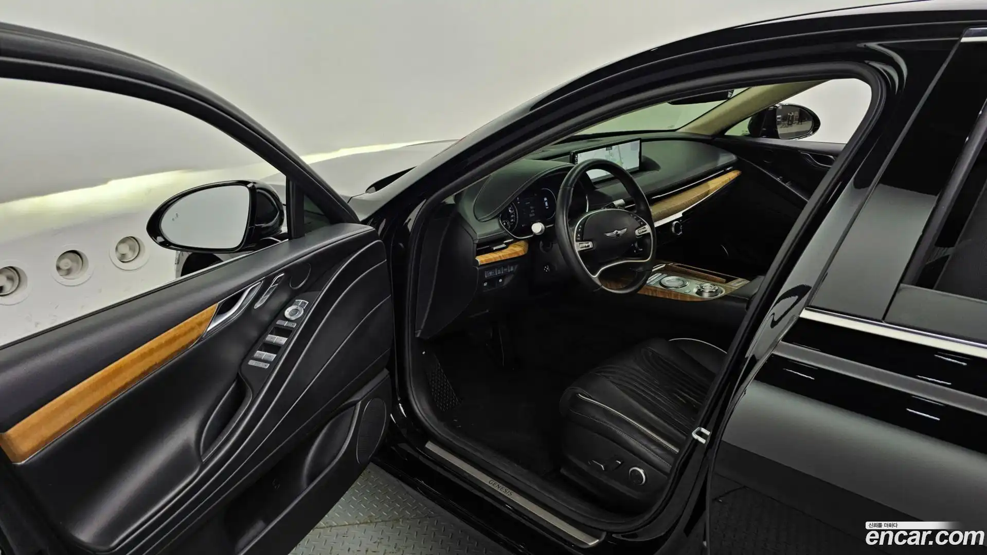 G80 Genesis 2021.2-INNER-010