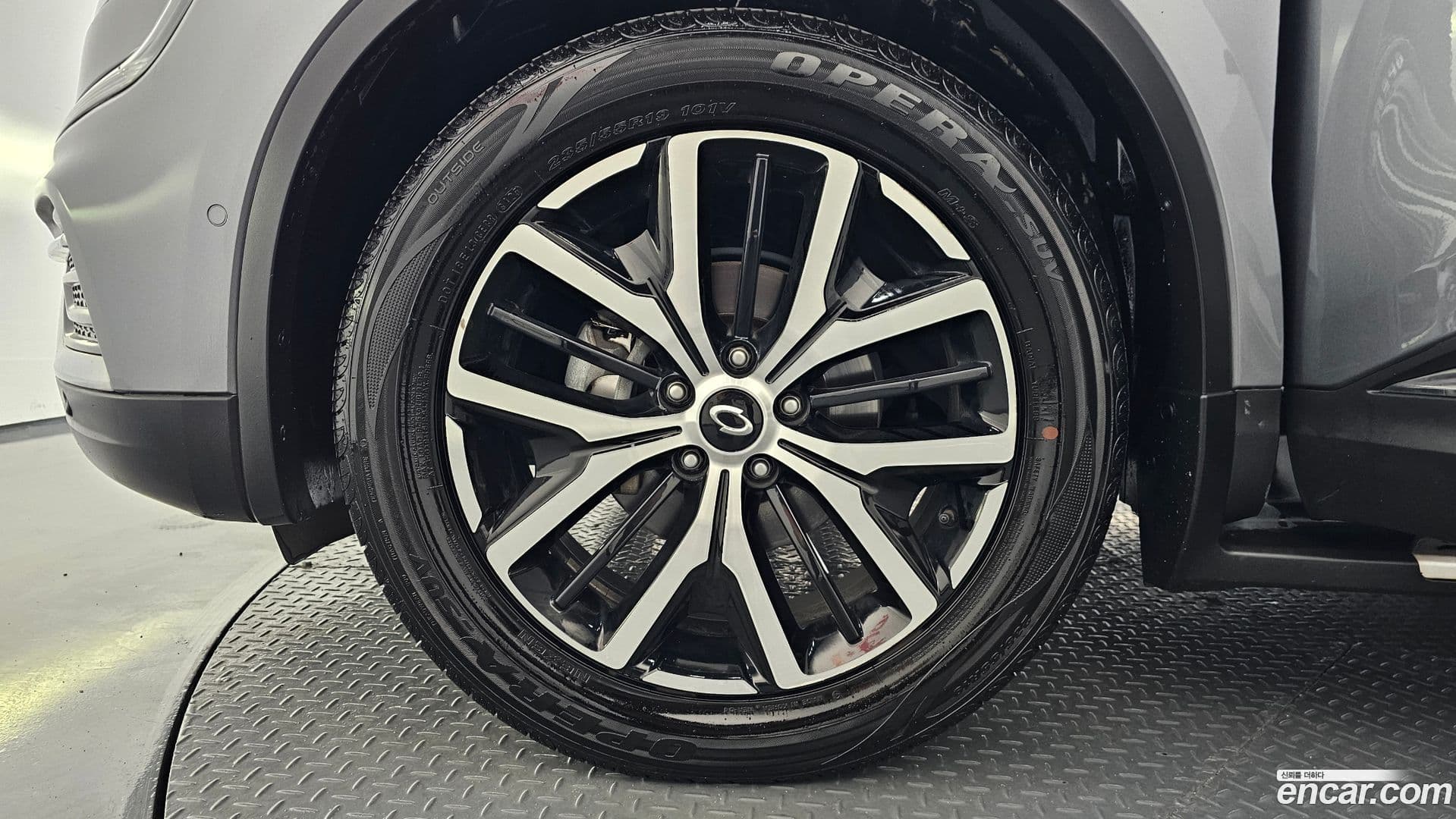 Main__Slider__Photo:QM6 Renault Korea 2021.8-4