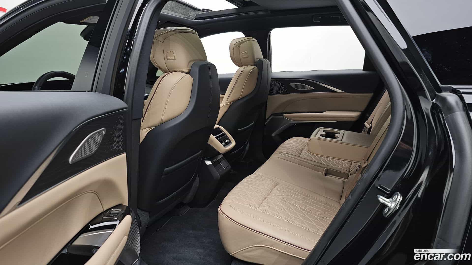 Lyriq Cadillac 2024.7-OPTION-016