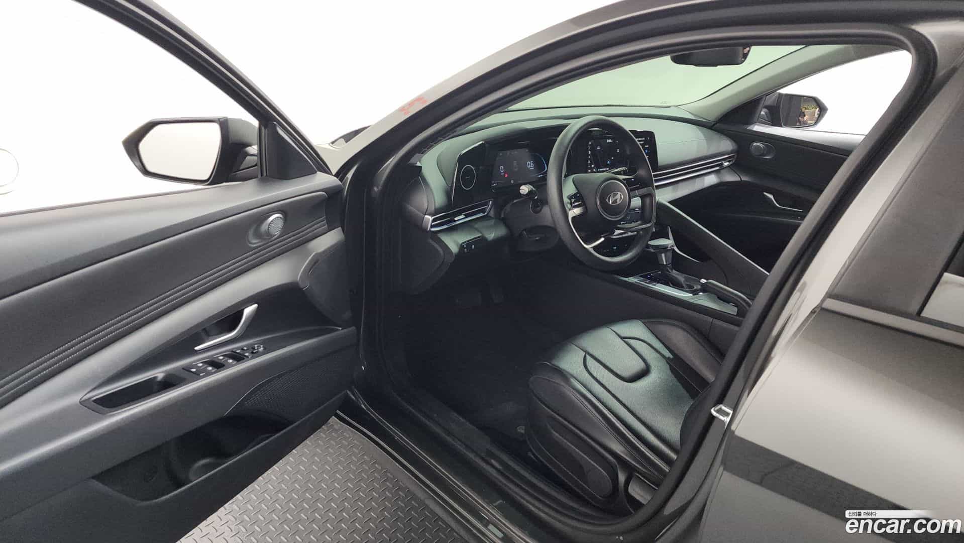 AVANTE Hyundai 2023.7-INNER-010