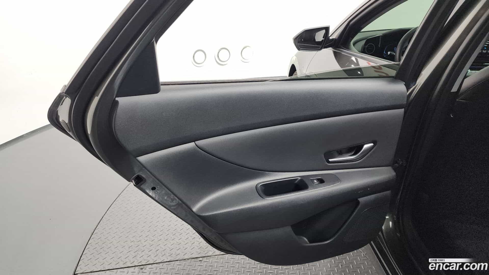 AVANTE Hyundai 2023.7-INNER-035