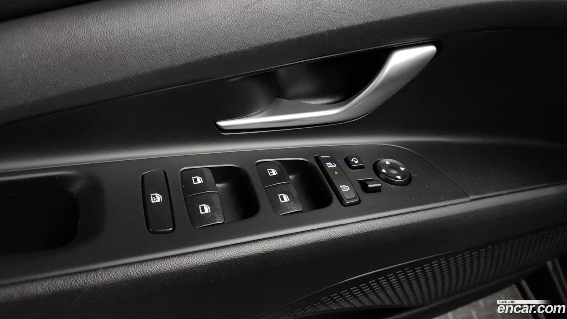 AVANTE Hyundai 2023.7-OPTION-041