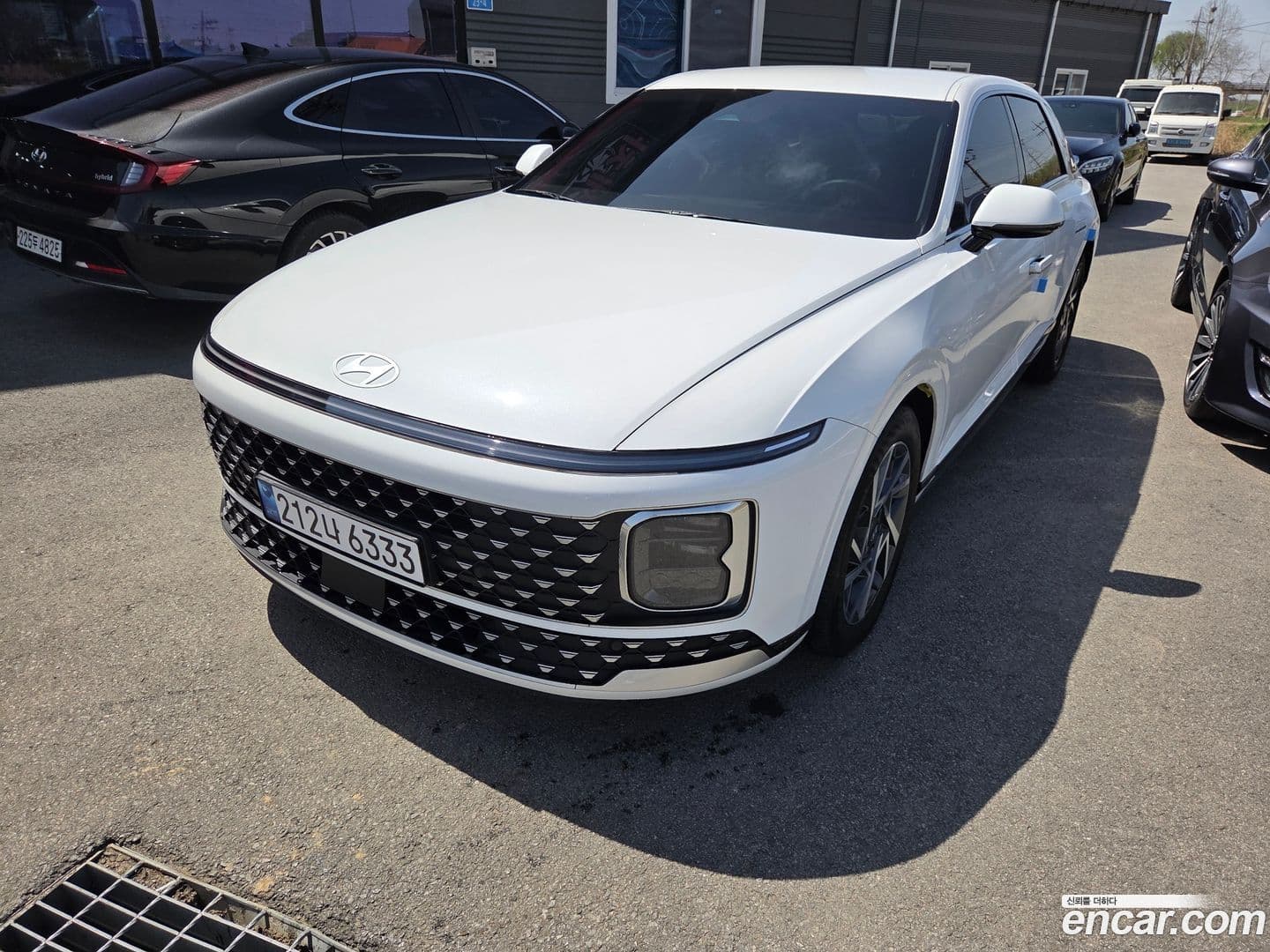Main__Slider__Photo:Grandeur Hyundai 2023.7-0