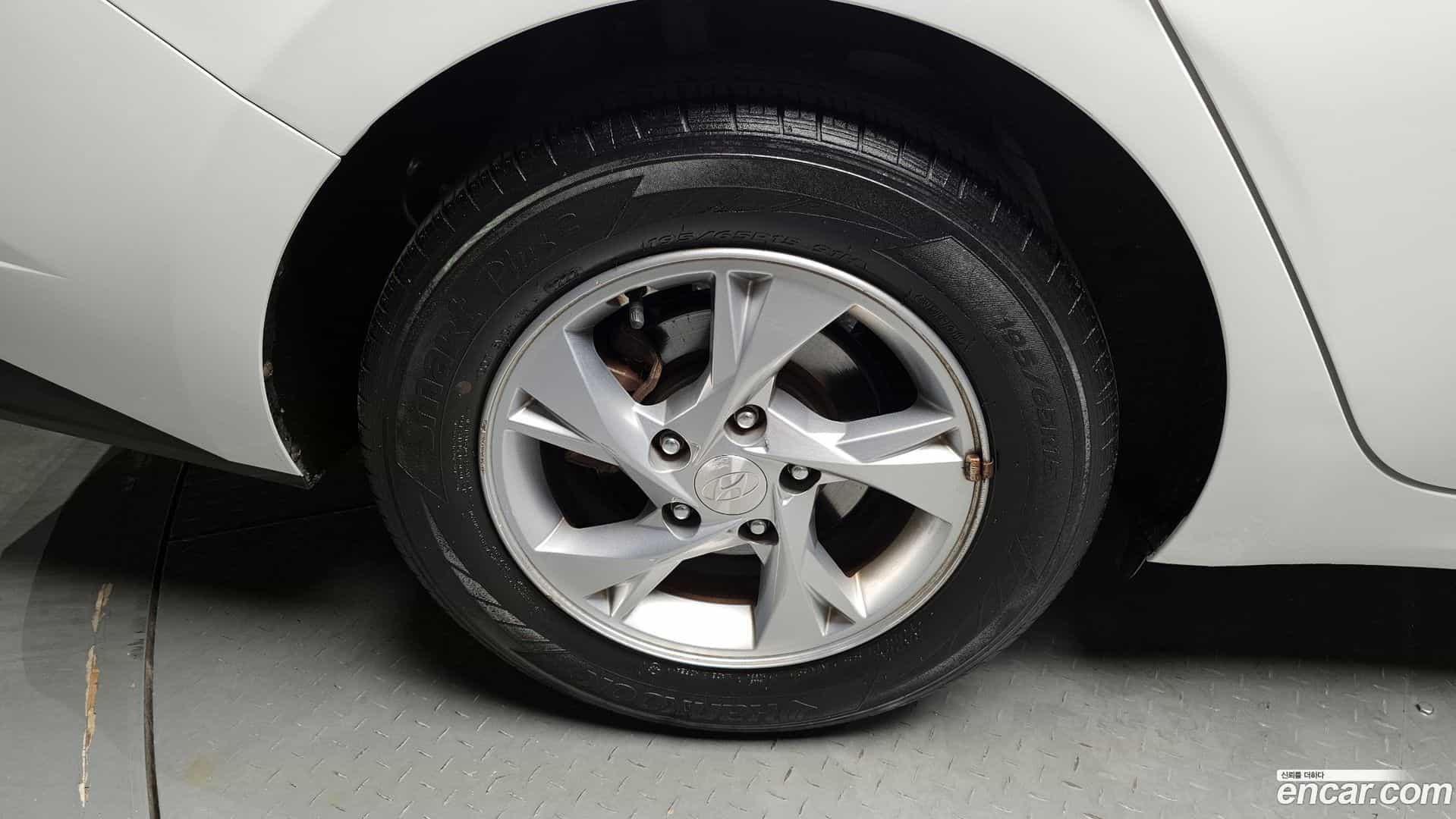 AVANTE Hyundai 2021.0-OUTER-005