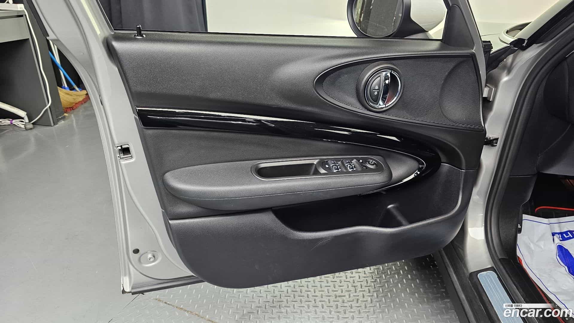 Clubman Mini 2023.4-INNER-034