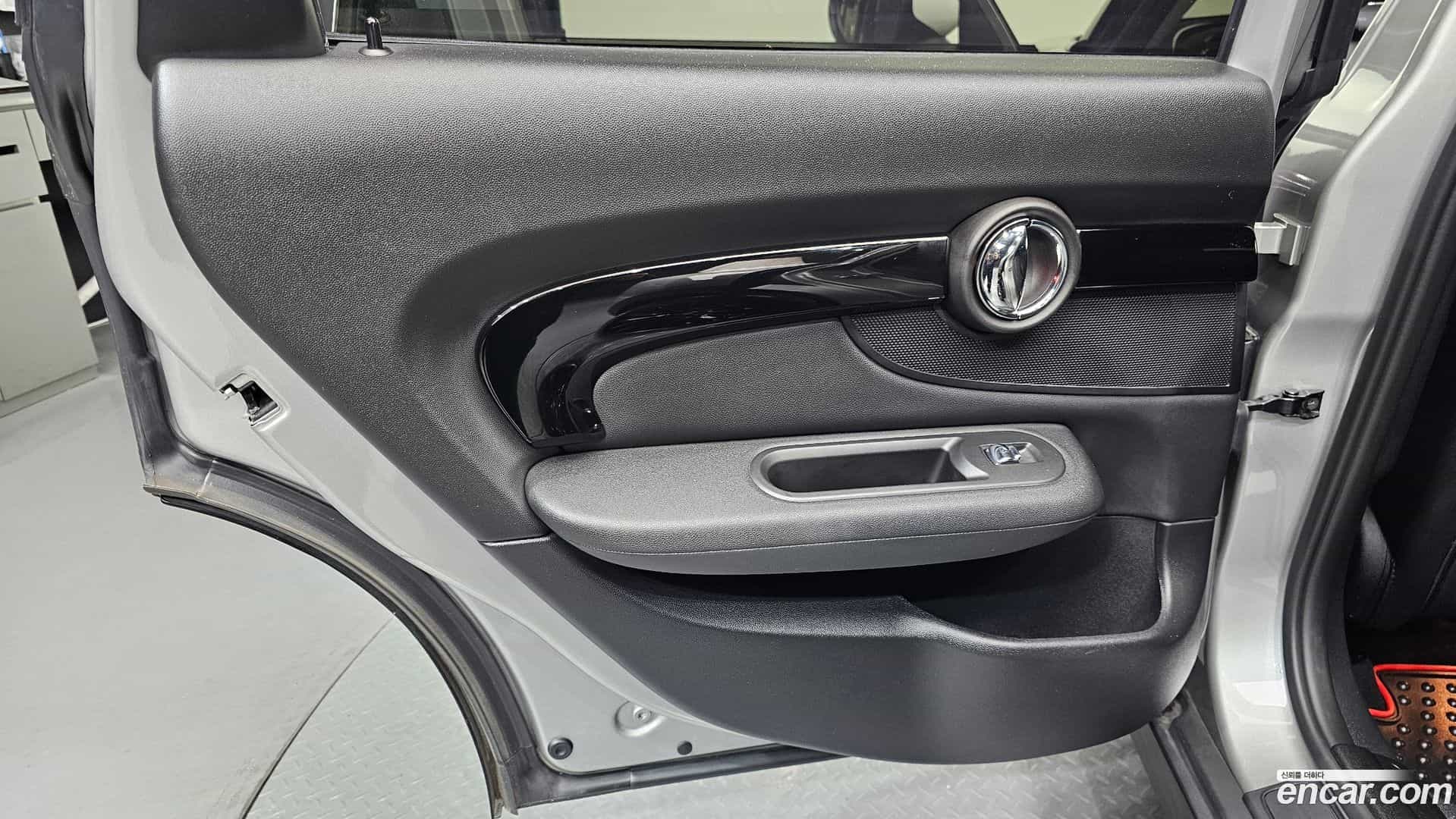 Clubman Mini 2023.4-INNER-035