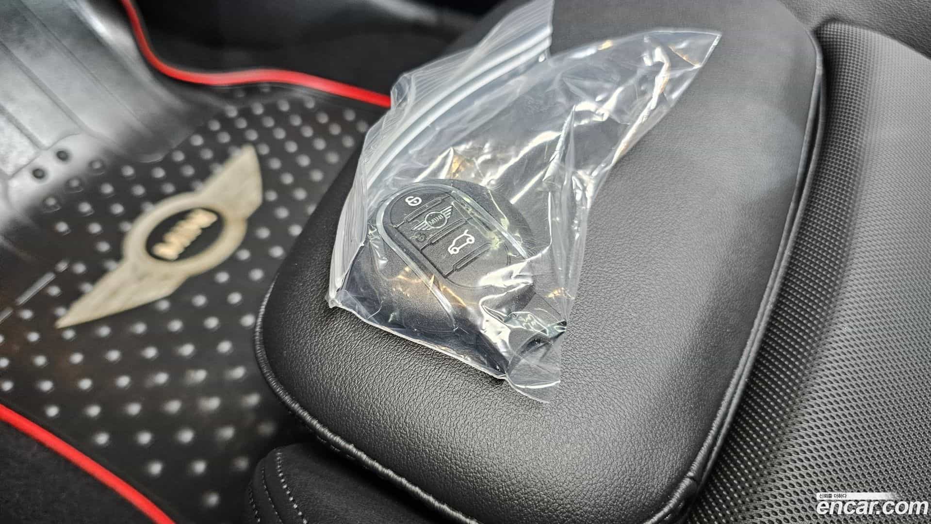 Clubman Mini 2023.4-OPTION-043