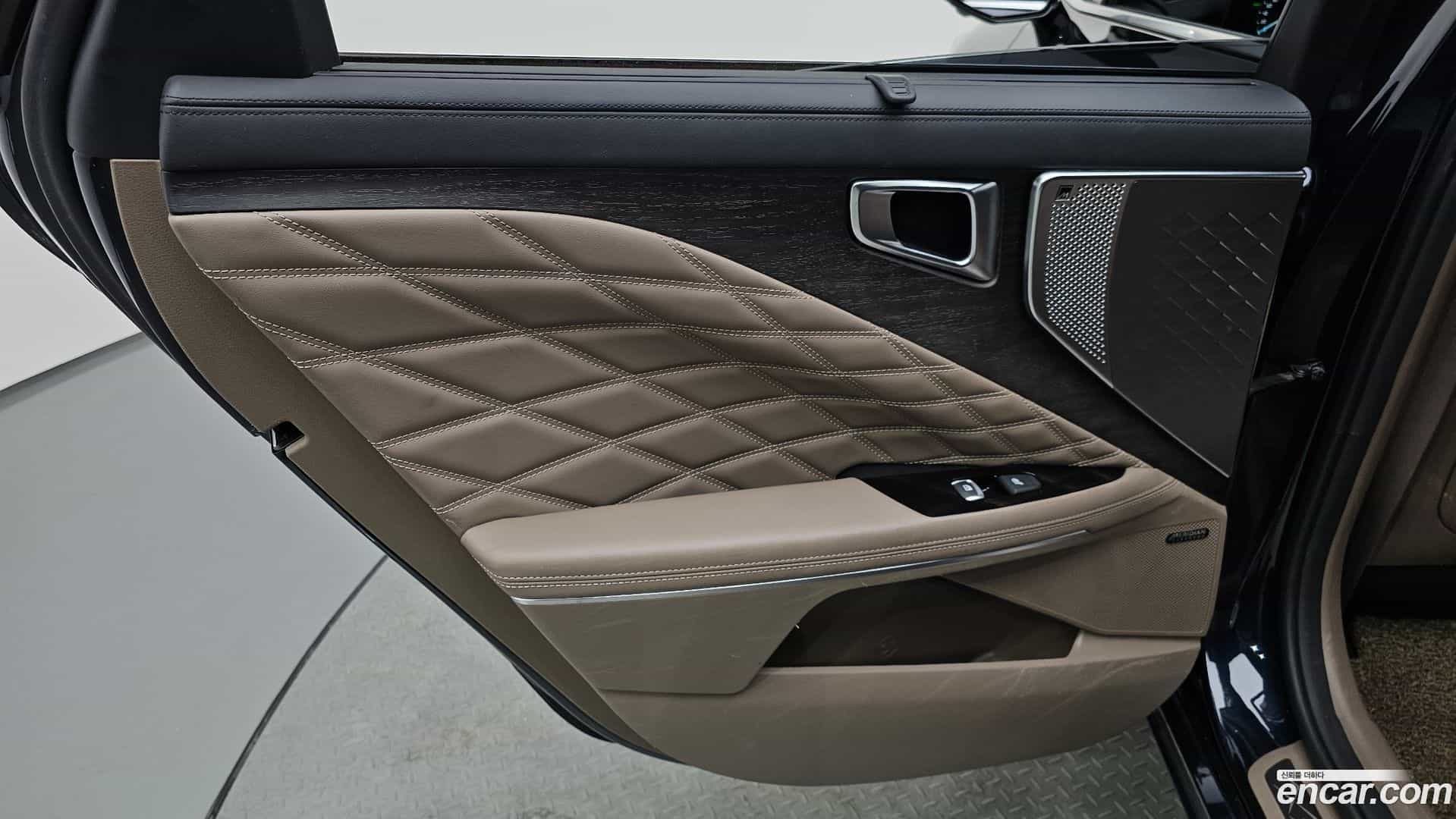 K8 Kia 2022.3-INNER-035