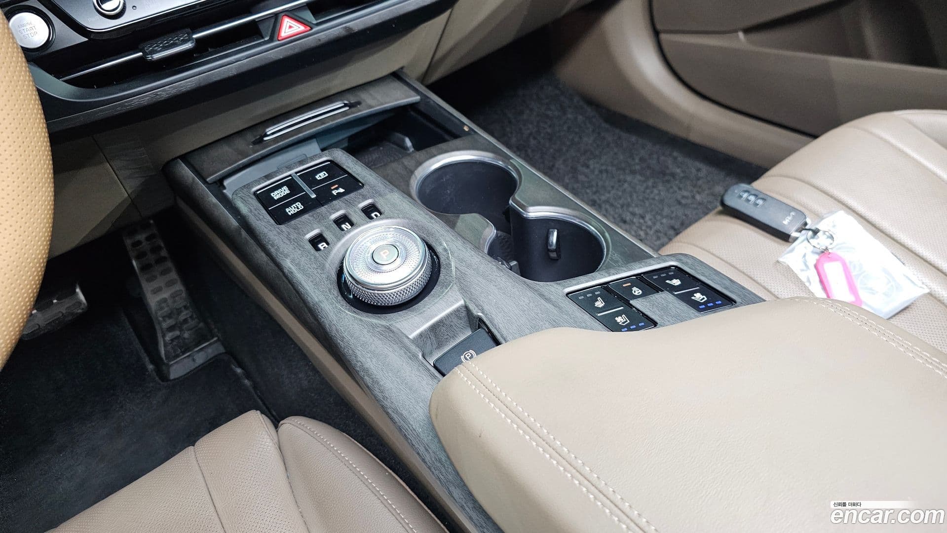 Main__Slider__Photo:K8 Kia 2022.7-8