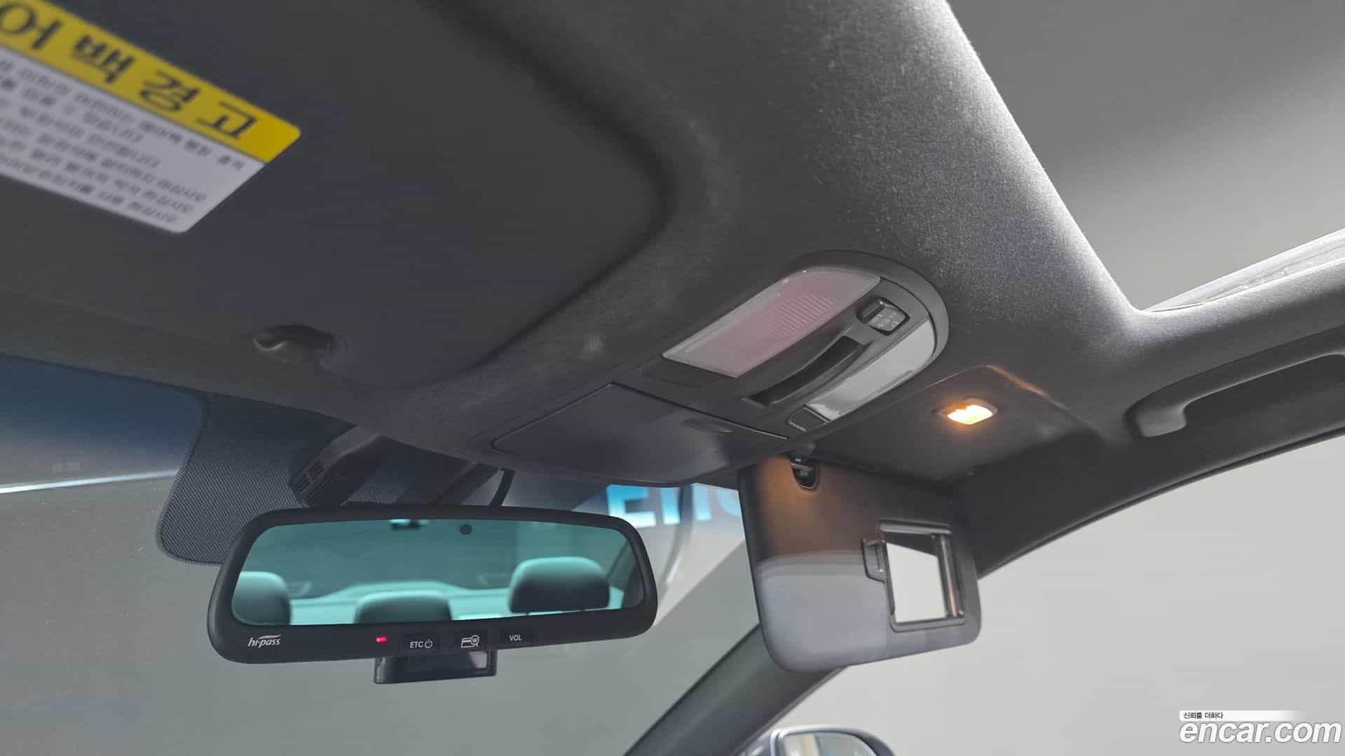 AVANTE Hyundai 2017.6-OPTION-040