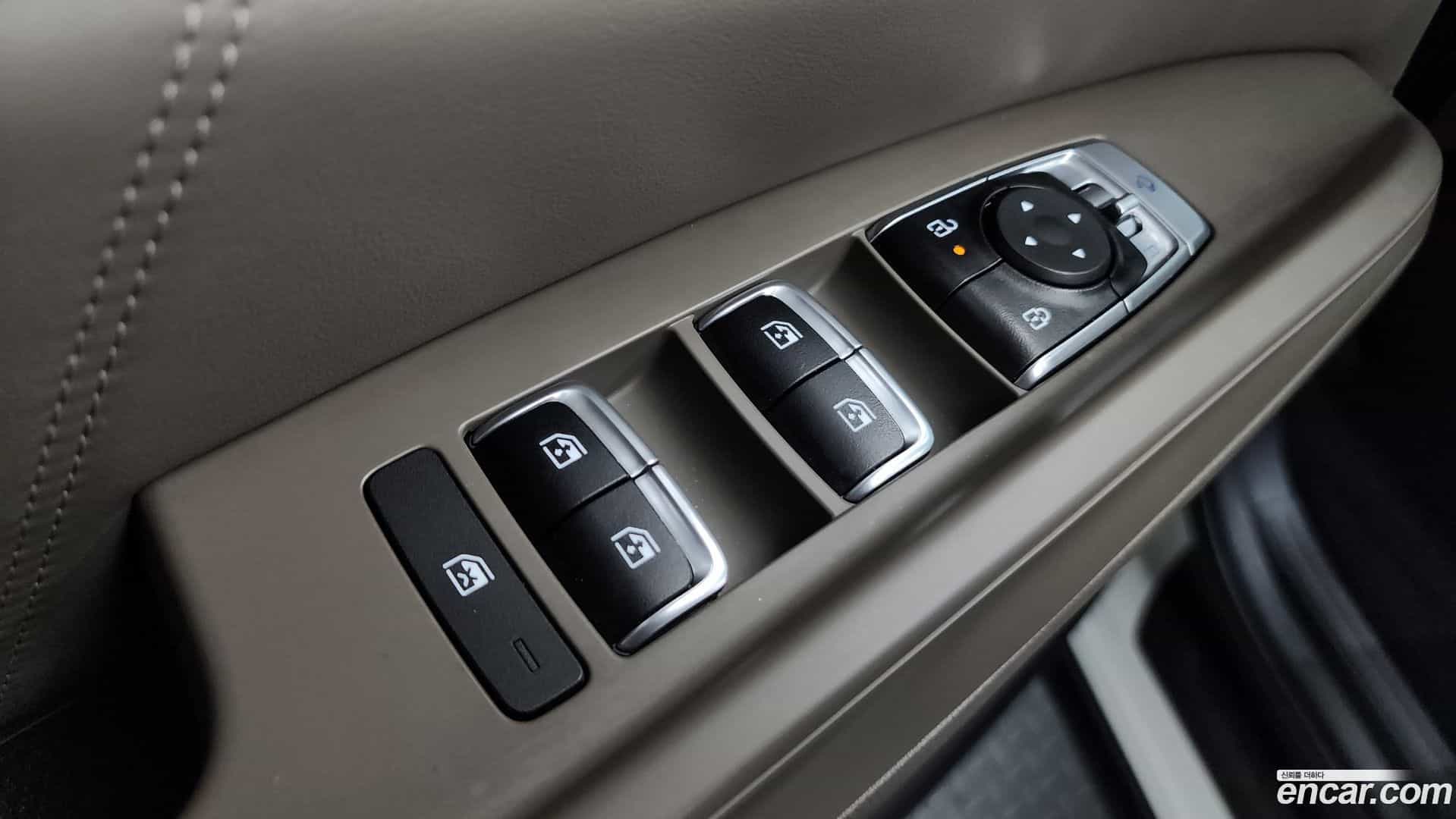 Canival Kia 2023.11-OPTION-053
