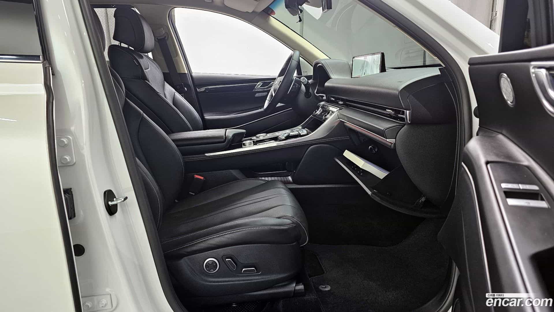 GV80 Genesis 2022.9-INNER-036
