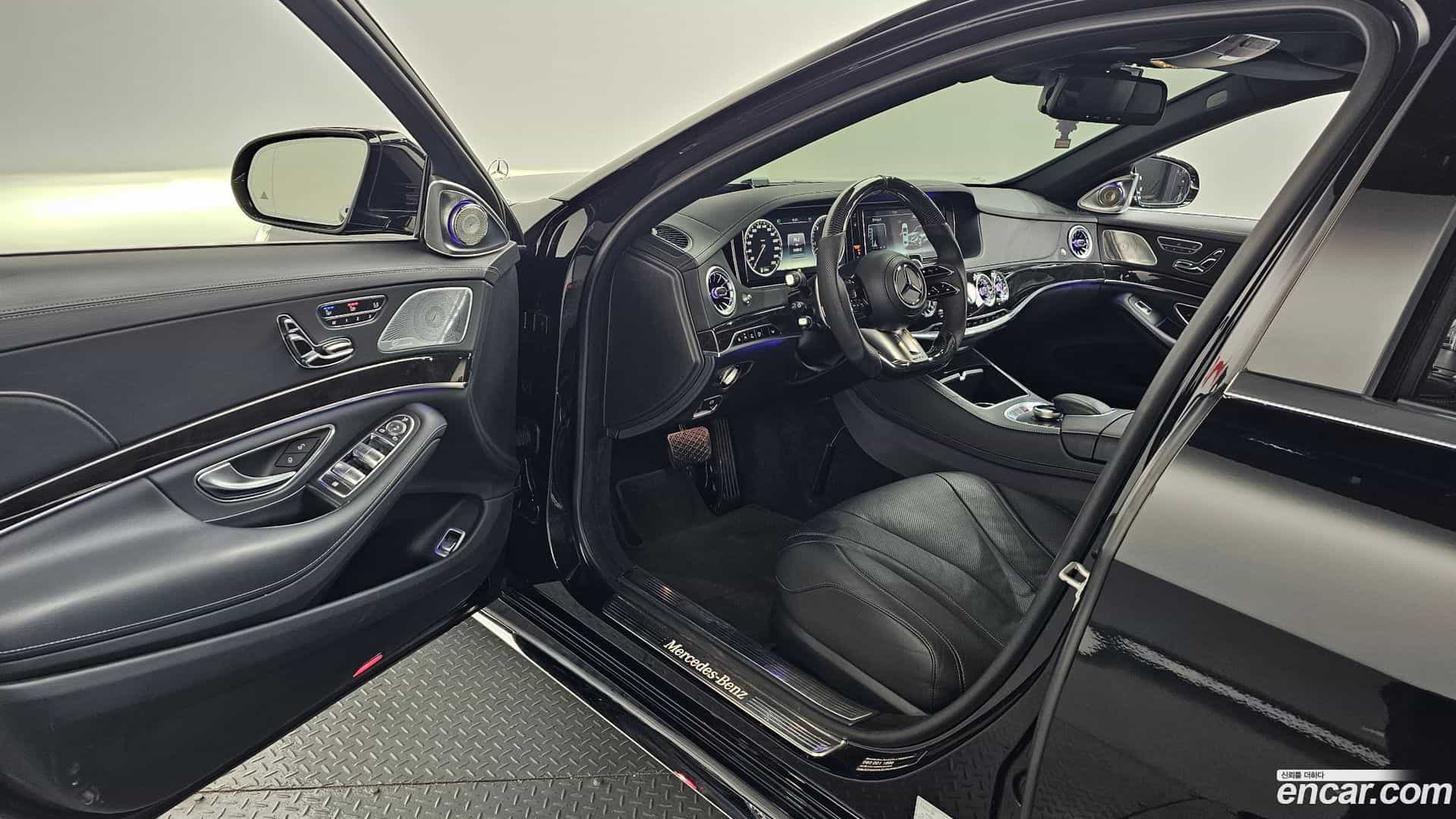 S-Class Mercedes-Benz 2016.0-INNER-010