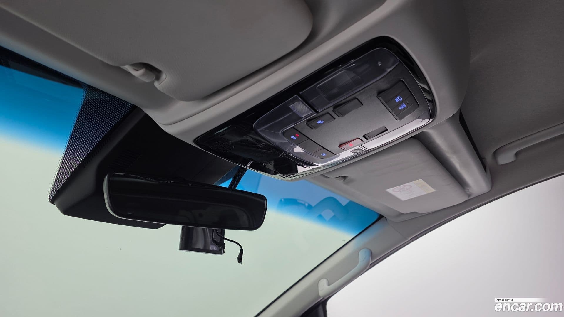 Main__Slider__Photo:Staria Hyundai 2024.5-17