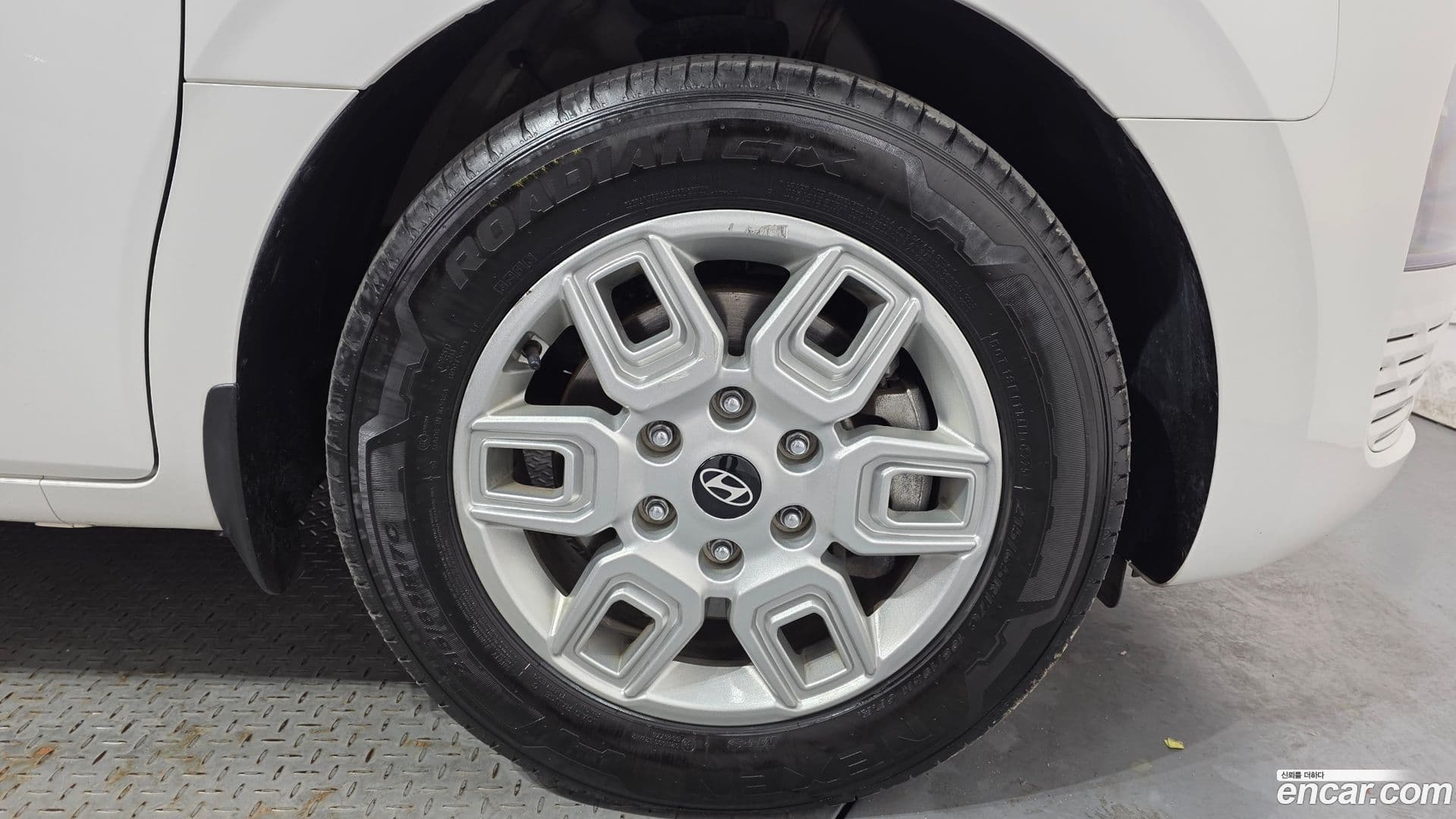 Main__Slider__Photo:Staria Hyundai 2024.5-20