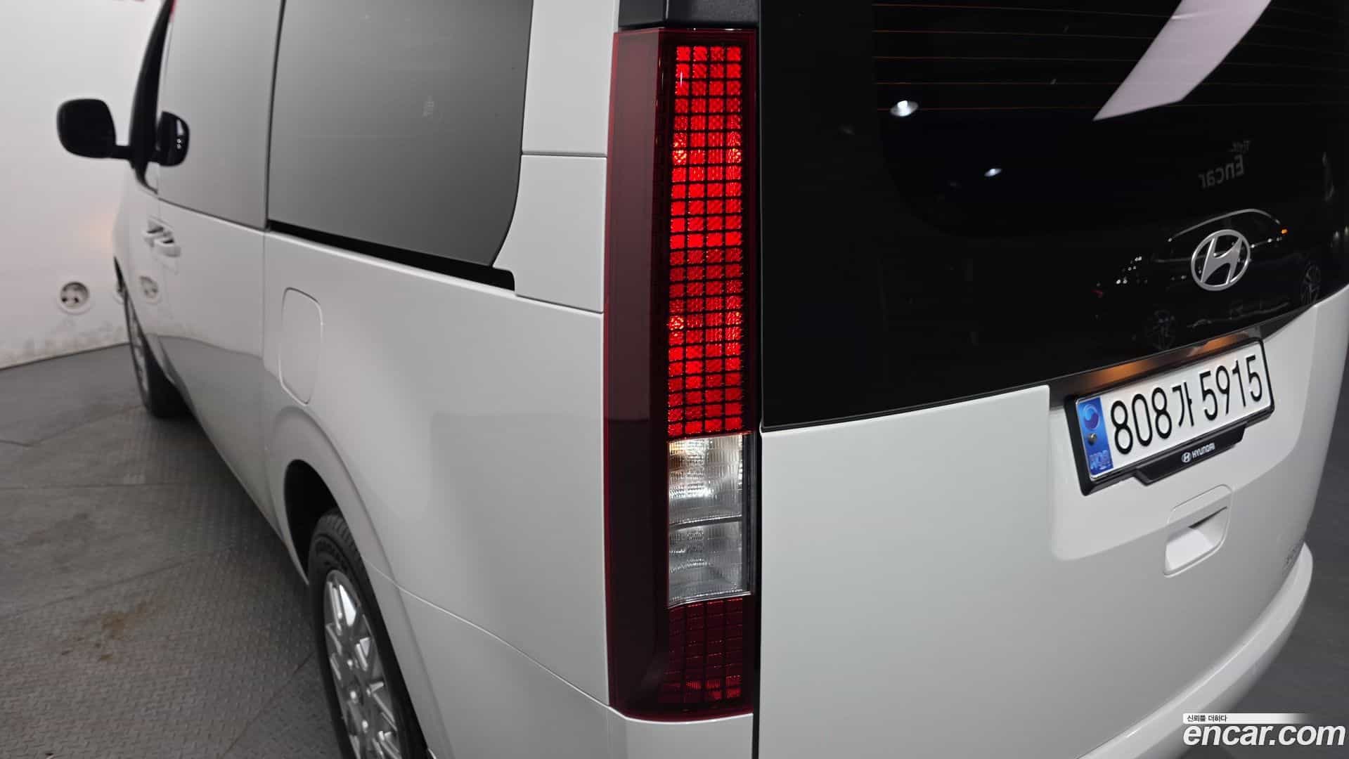 Staria Hyundai 2024.5-OUTER-033