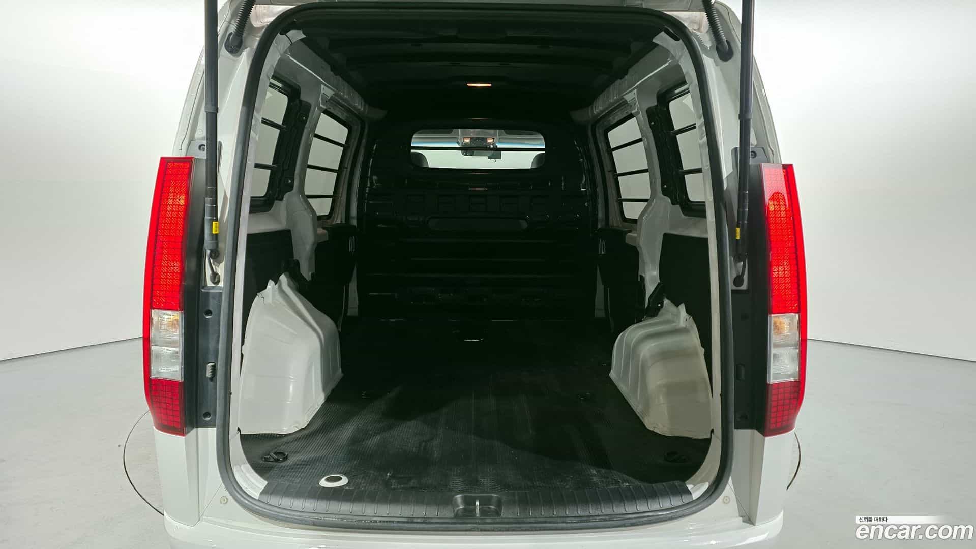 Staria Hyundai 2024.5-OPTION-045