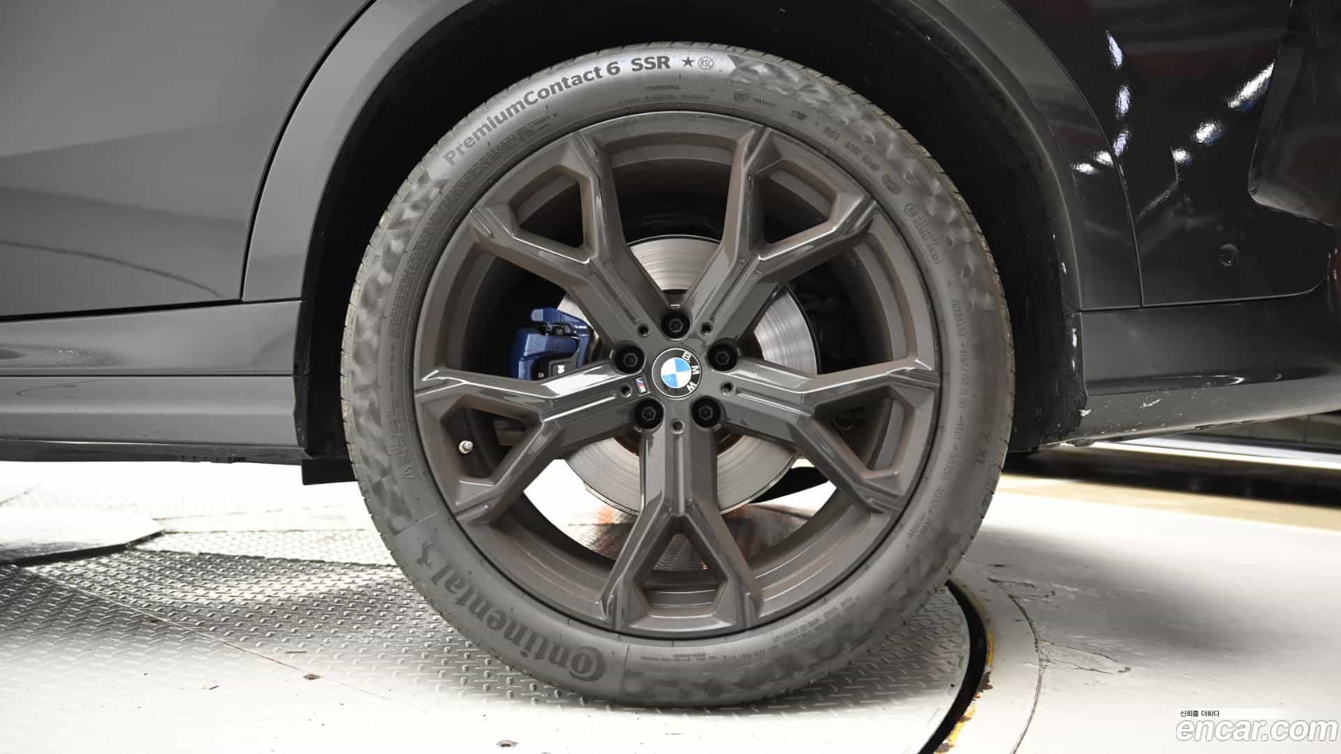 X6 BMW 2022.10-OUTER-005