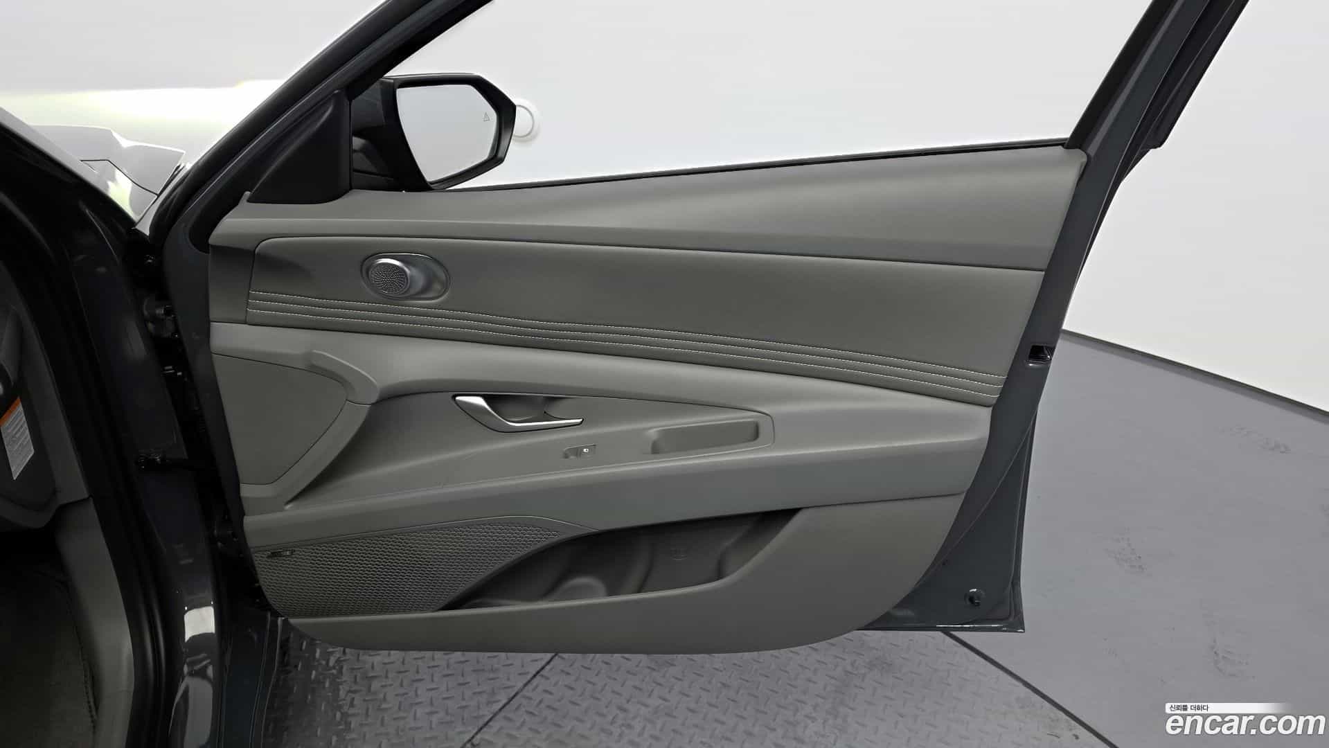 AVANTE Hyundai 2025.3-INNER-035