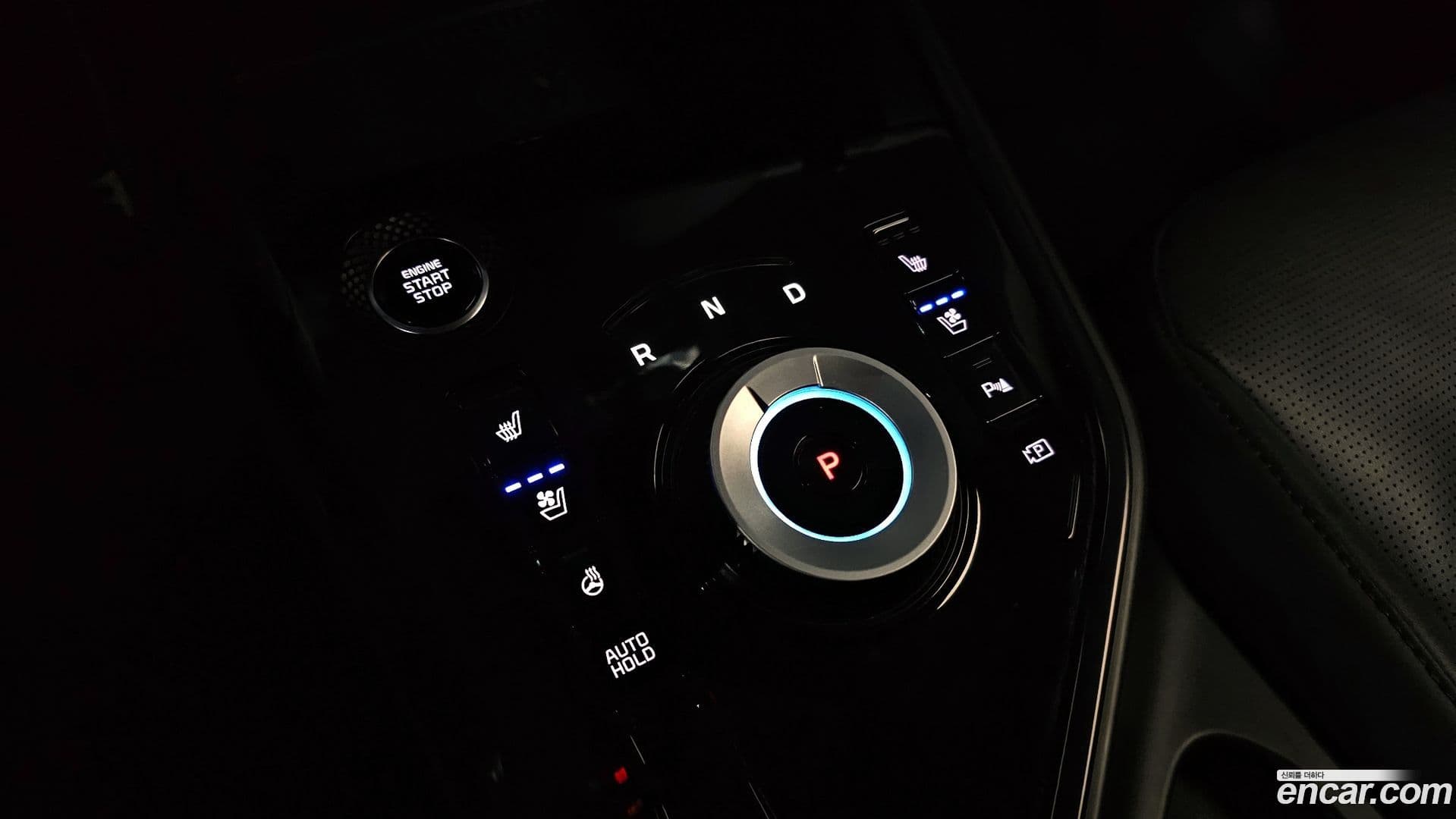 Main__Slider__Photo:Niro Kia 2022.11-8