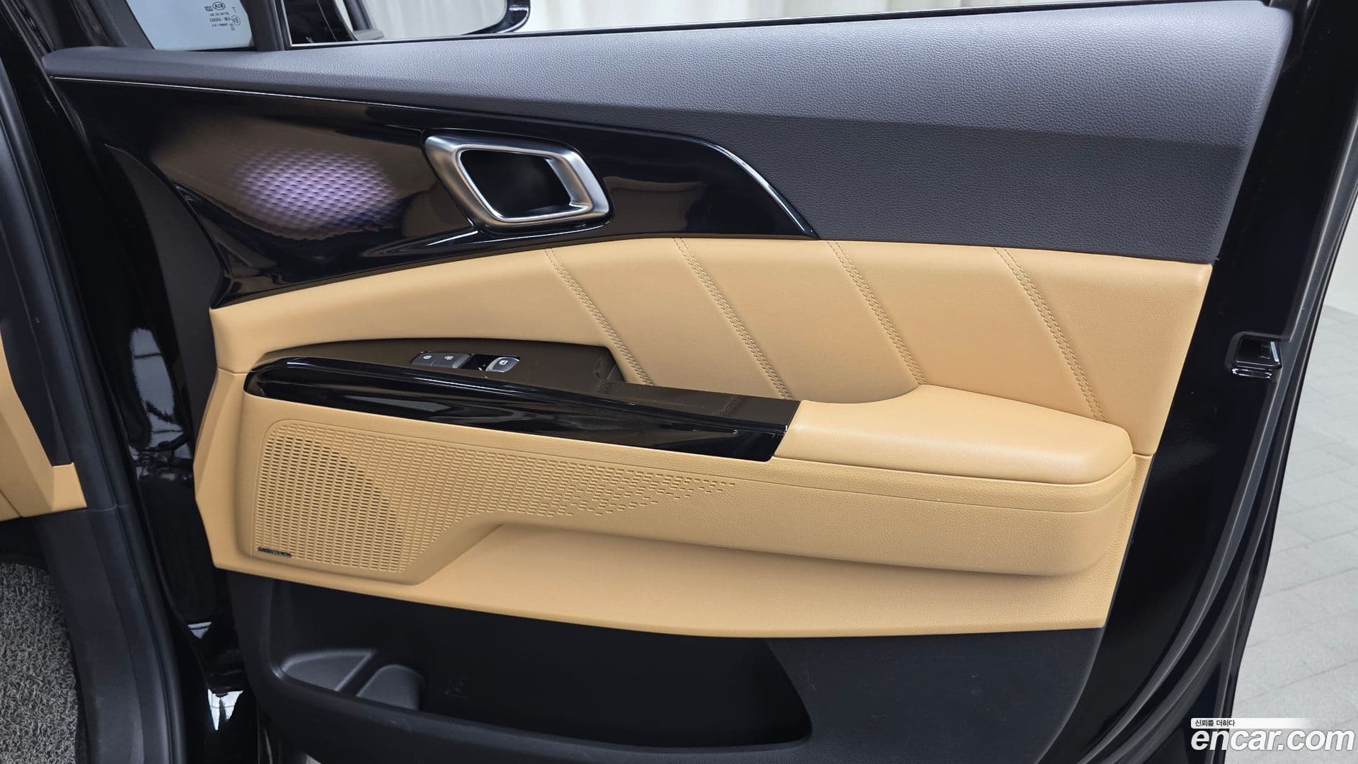 Main__Slider__Photo:Canival Kia 2021.2-24
