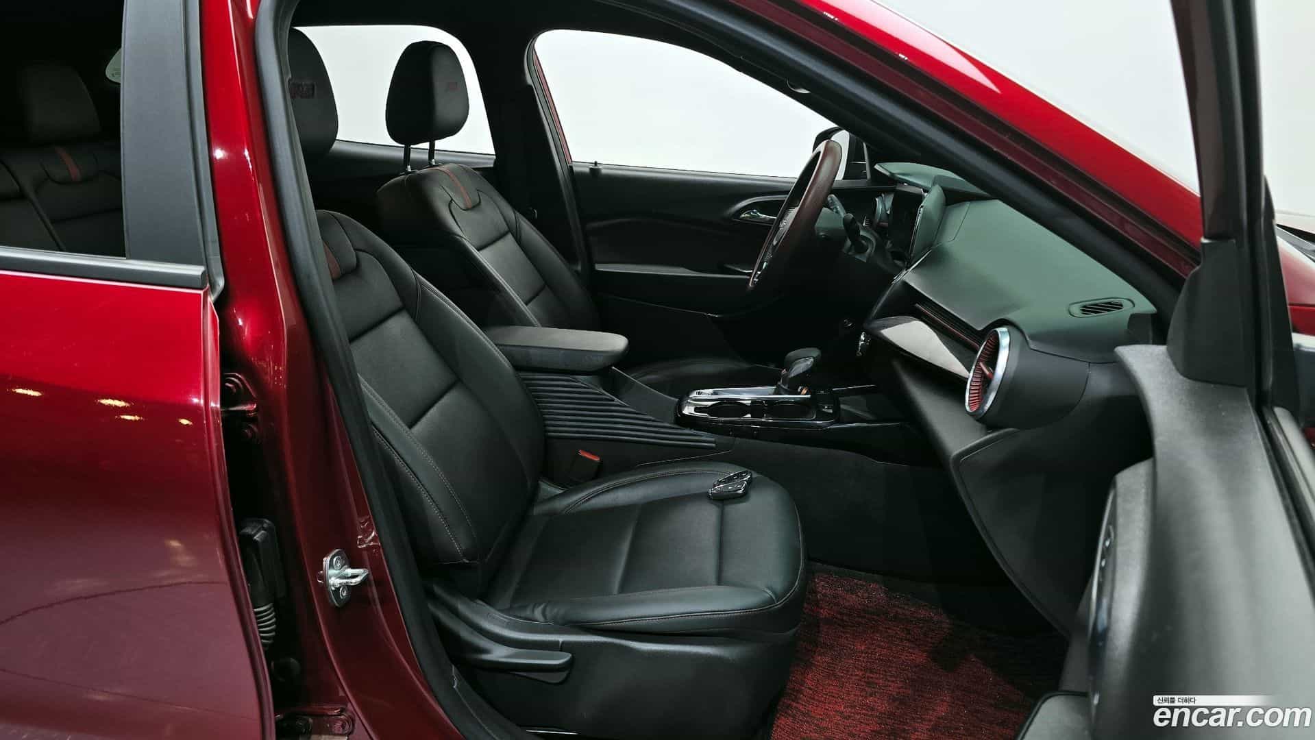 Trax Chevrolet 2023.4-INNER-036