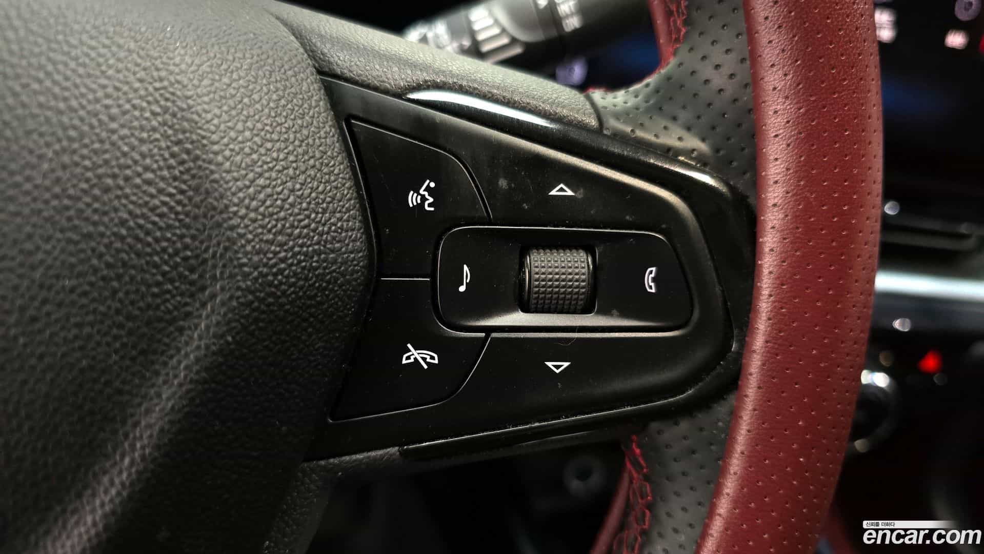 Trax Chevrolet 2023.4-OPTION-043
